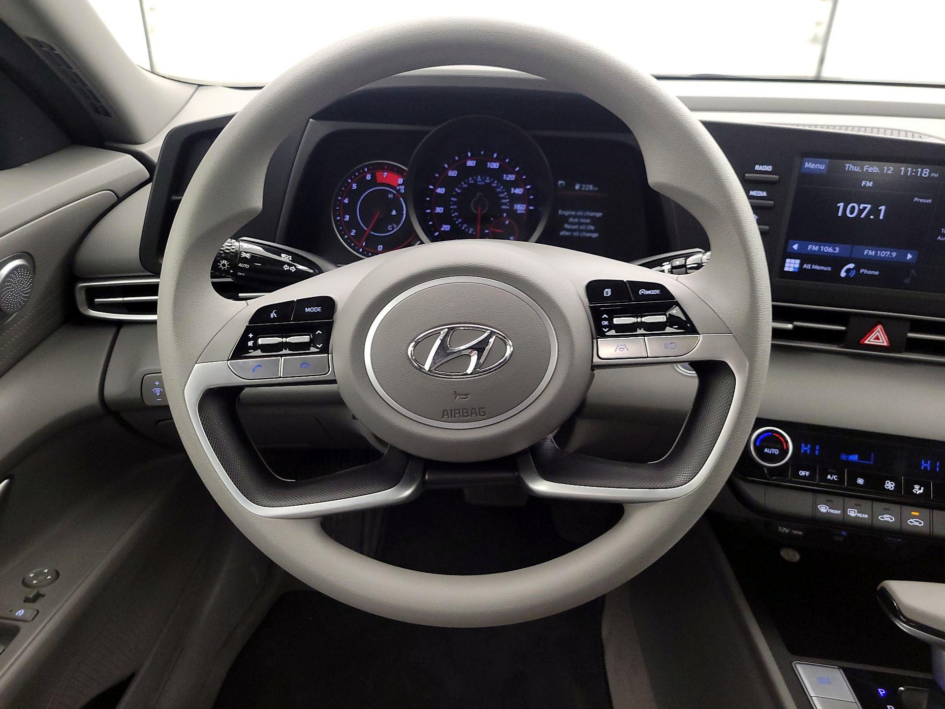 Thumbnail: 2023 Hyundai Elantra - 10