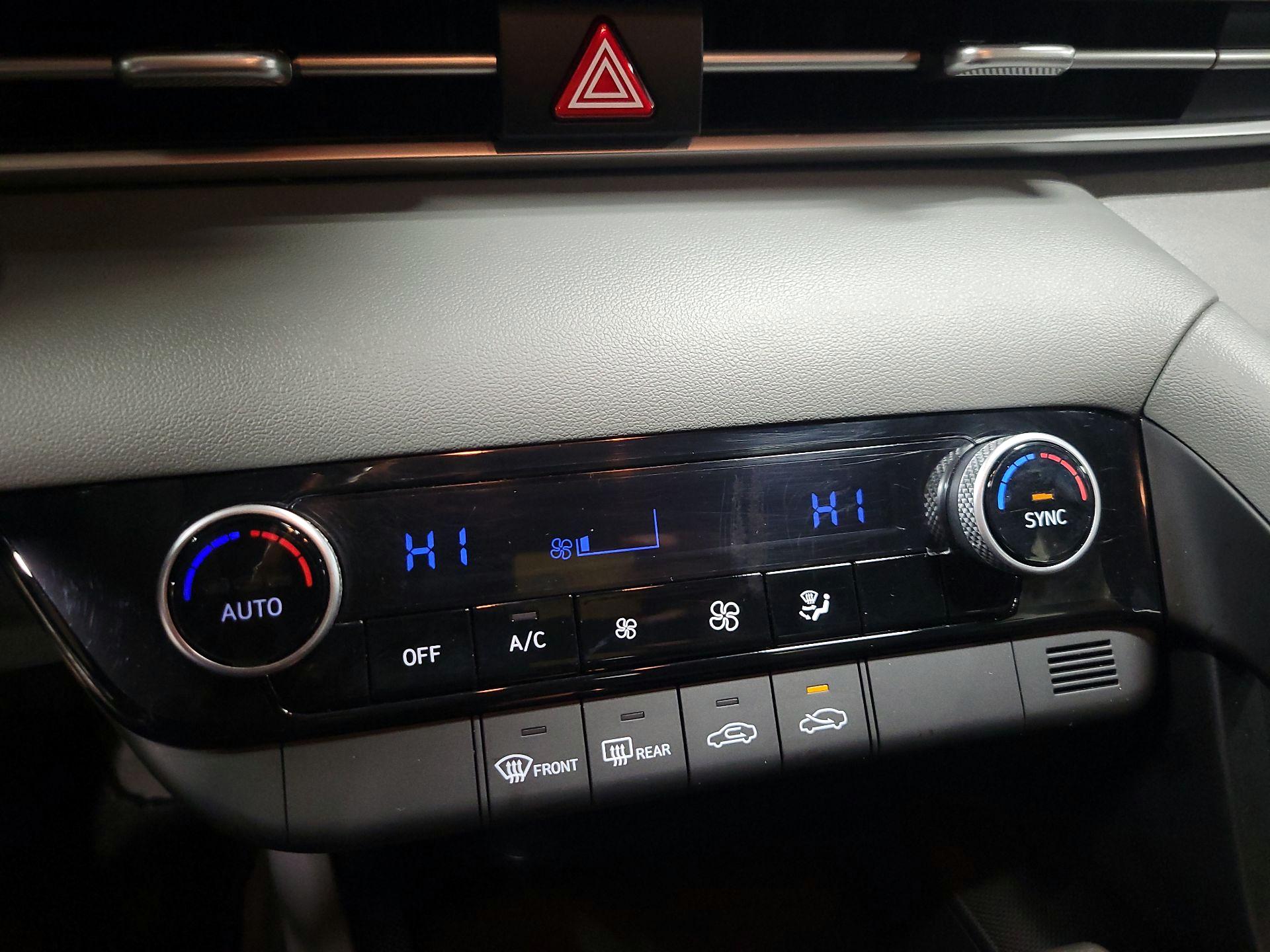 Thumbnail: 2023 Hyundai Elantra - 16