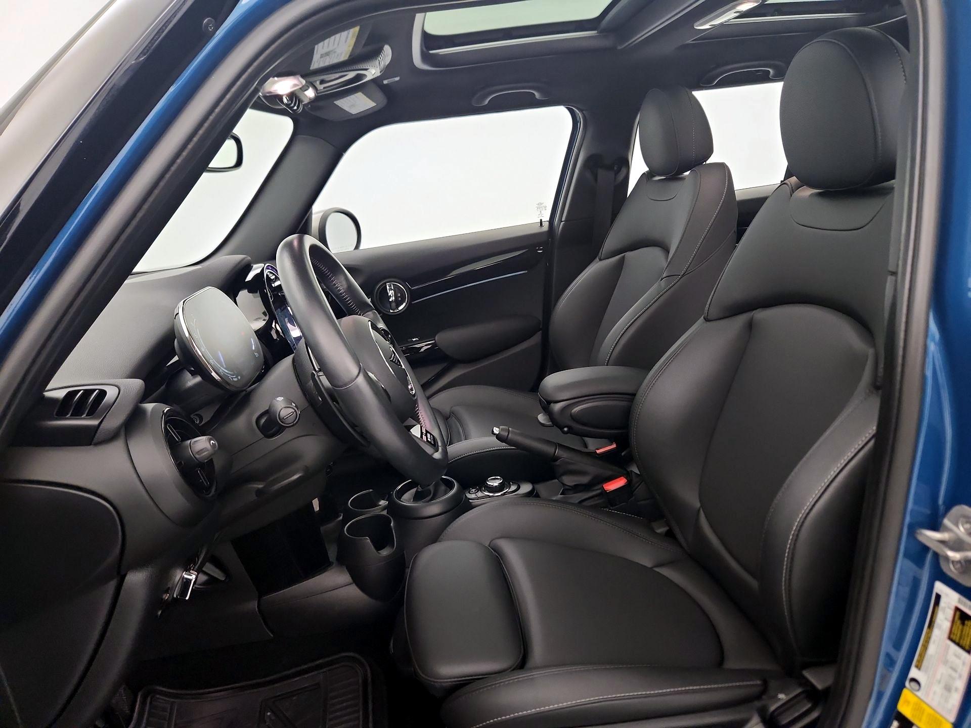 Thumbnail: 2023 MINI Cooper Hardtop - 11