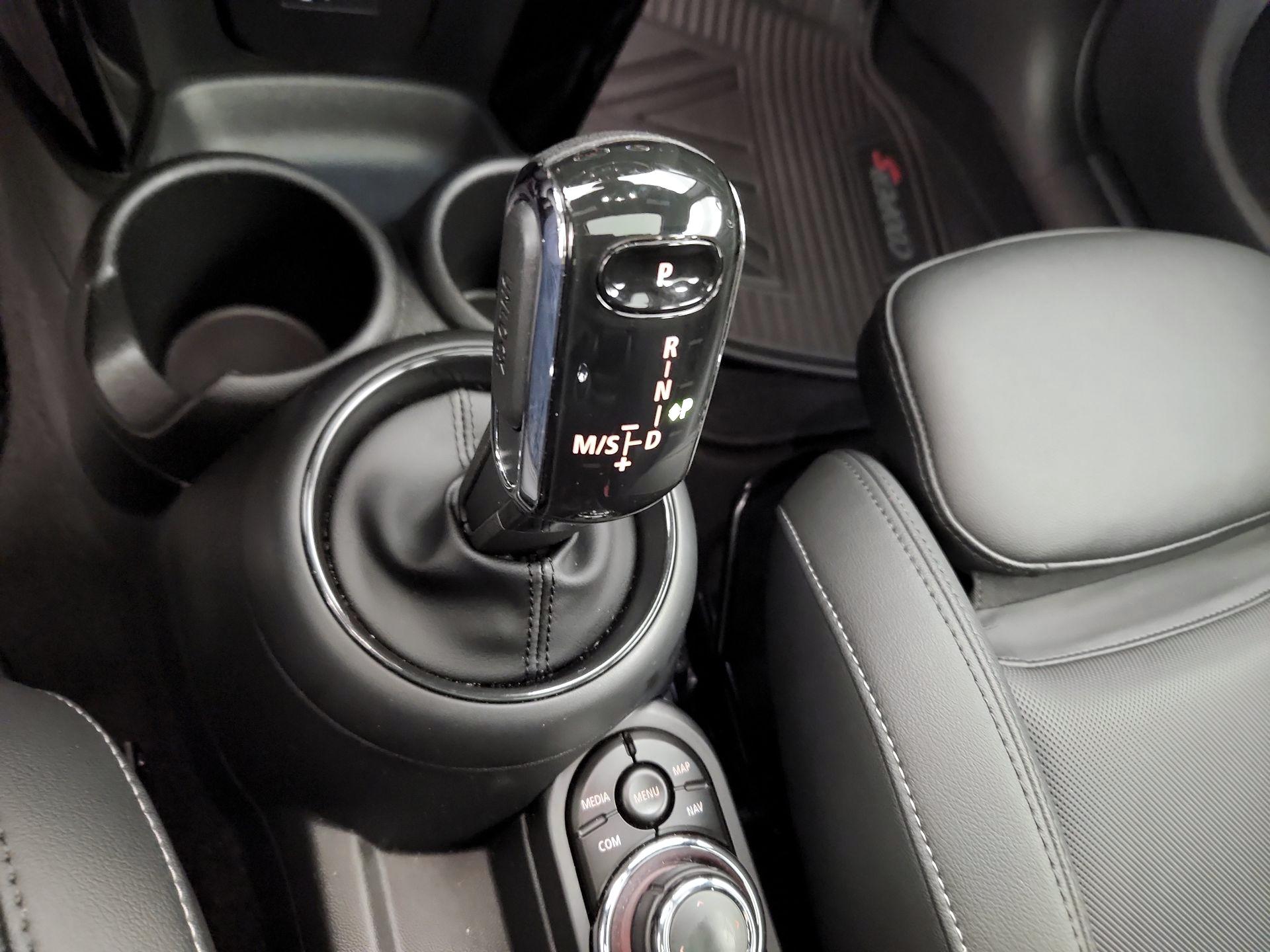 Thumbnail: 2023 MINI Cooper Hardtop - 18