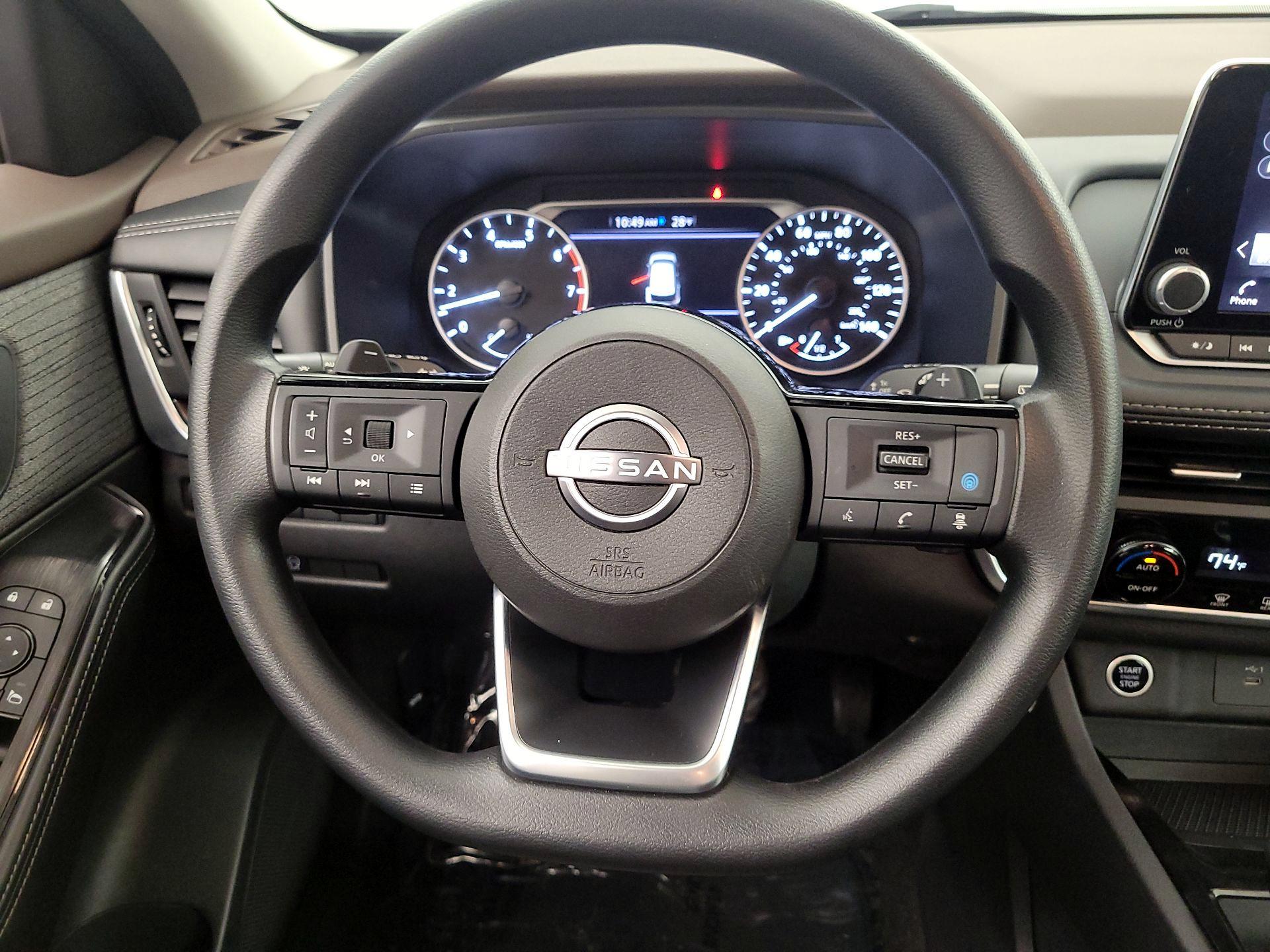 Thumbnail: 2023 Nissan Rogue - 10