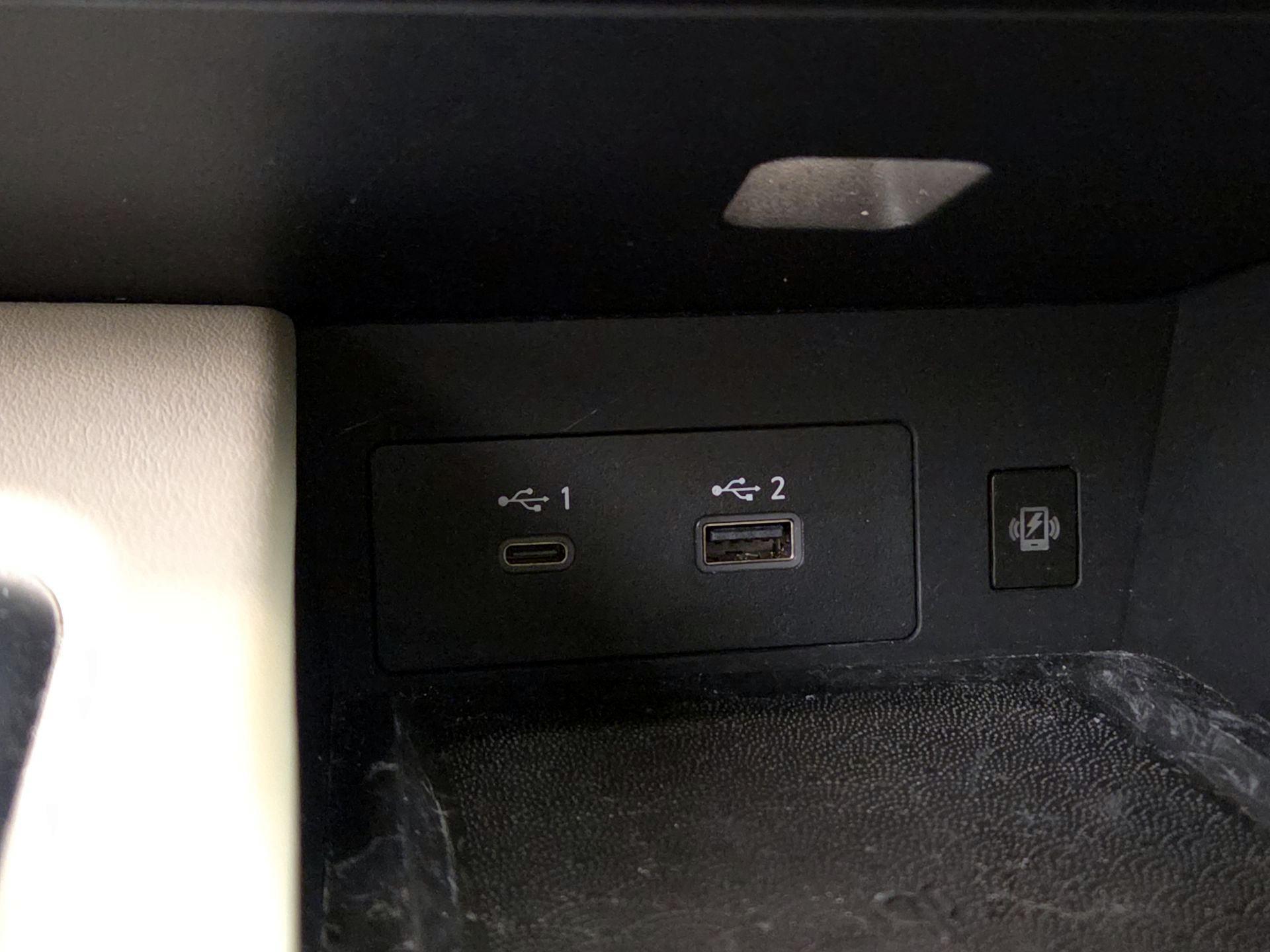 Thumbnail: 2023 INFINITI QX60 - 17