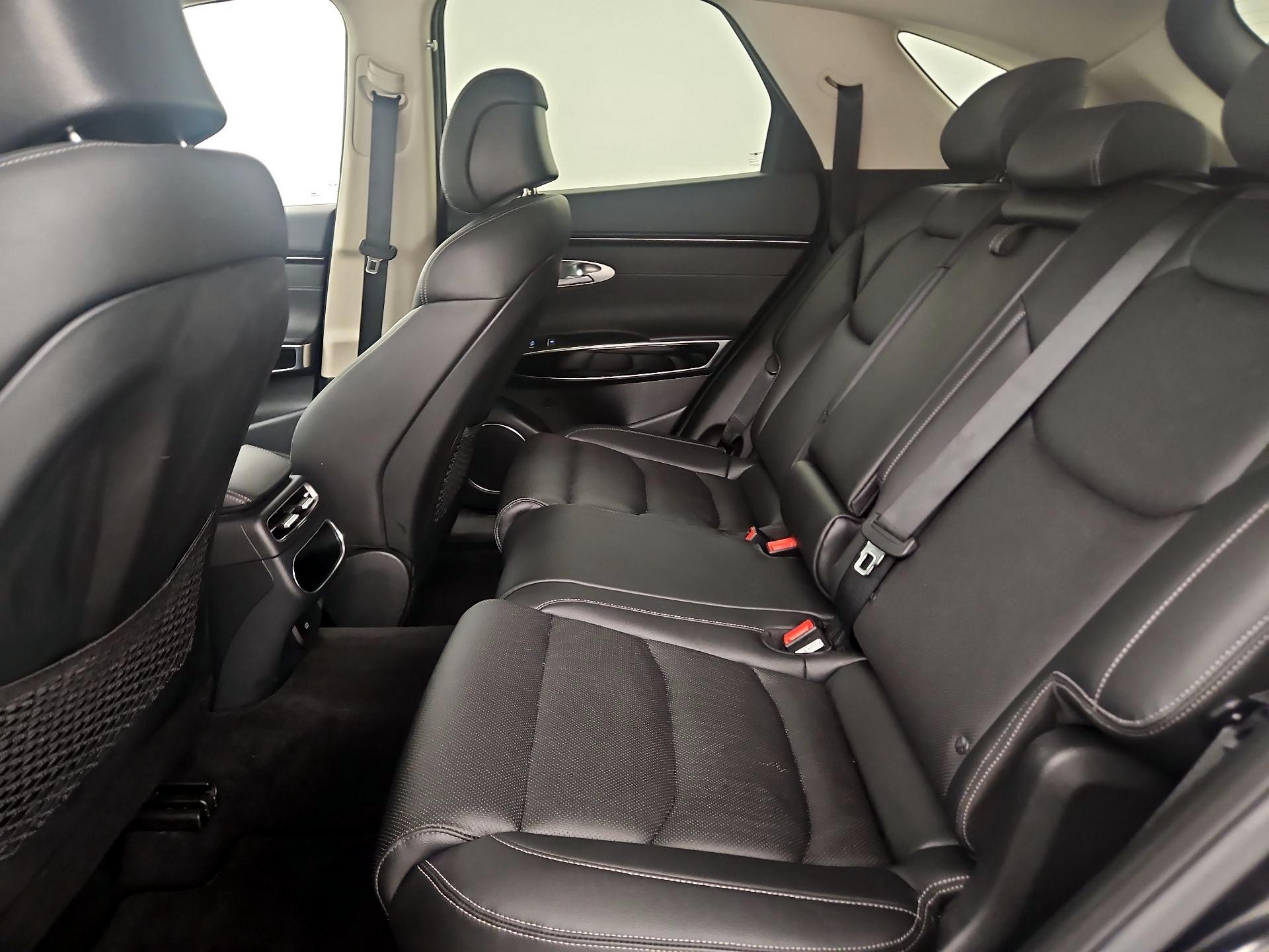 Thumbnail: 2025 Genesis GV70 - 20