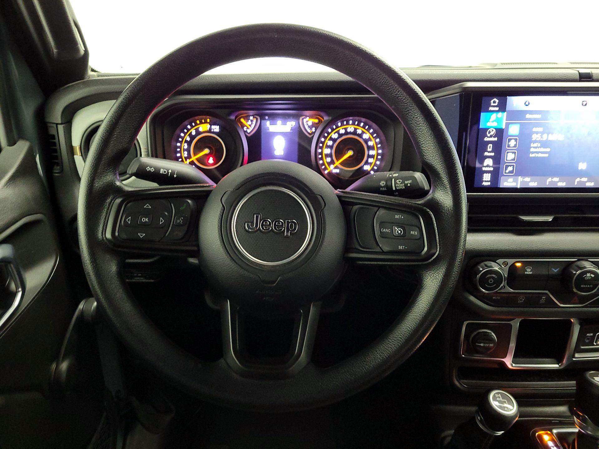 Thumbnail: 2024 Jeep Wrangler - 10