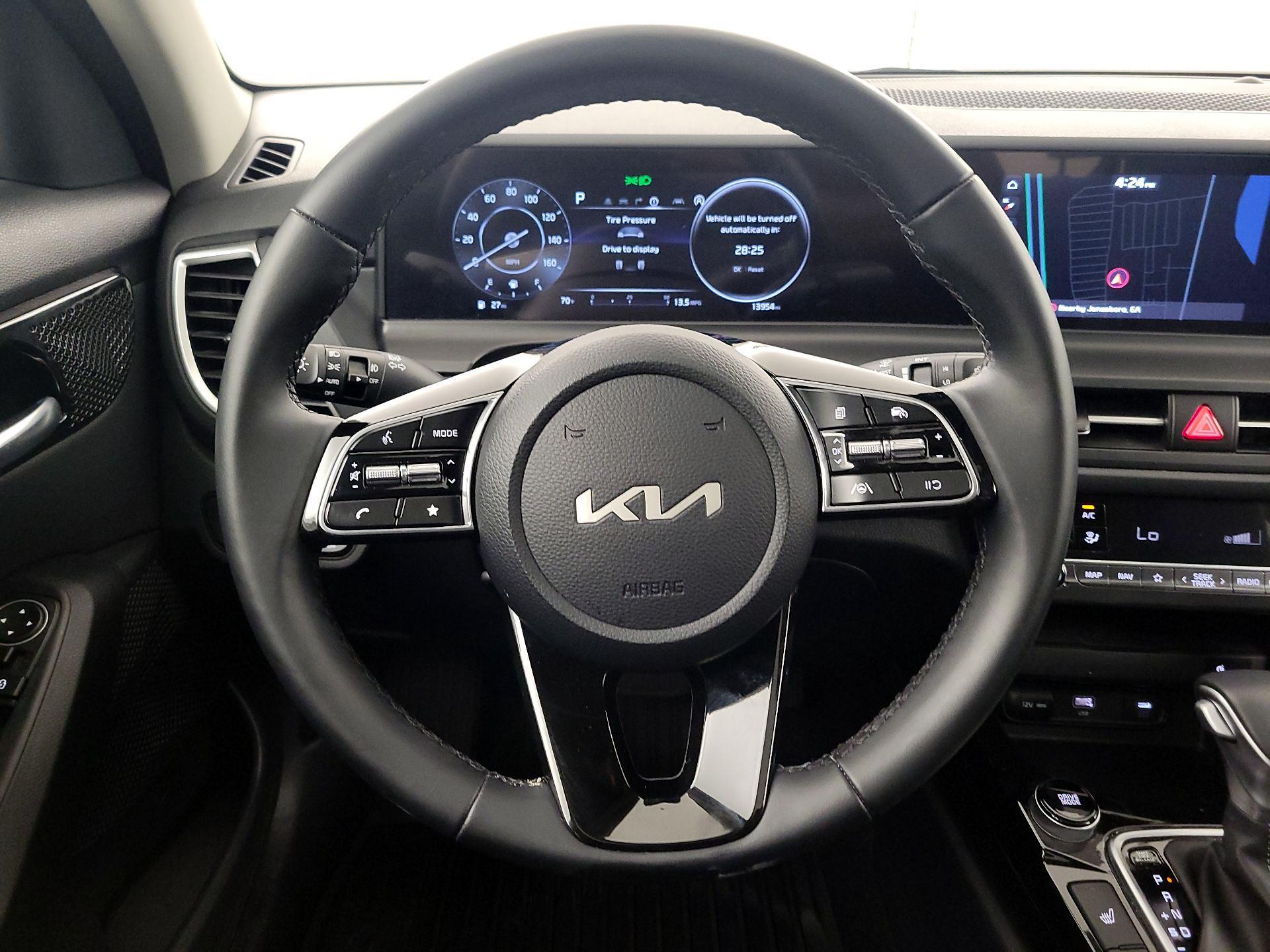 Thumbnail: 2025 Kia Seltos - 10