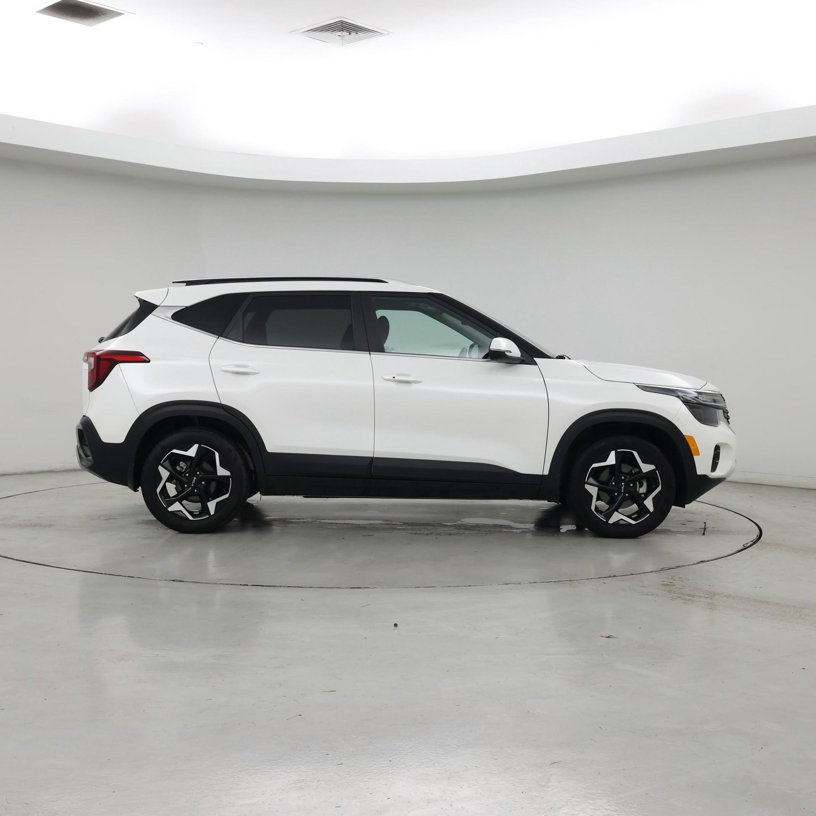 Thumbnail: 2025 Kia Seltos - 7