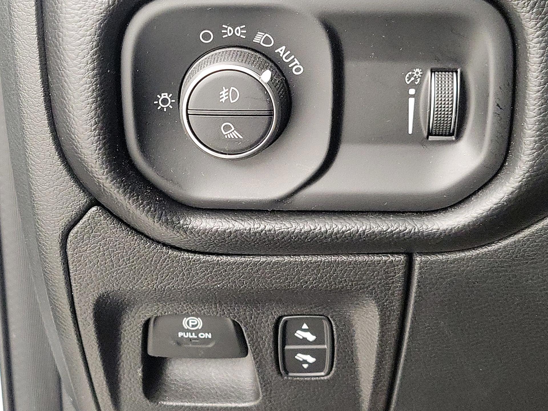 Thumbnail: 2022 RAM 1500 - 13