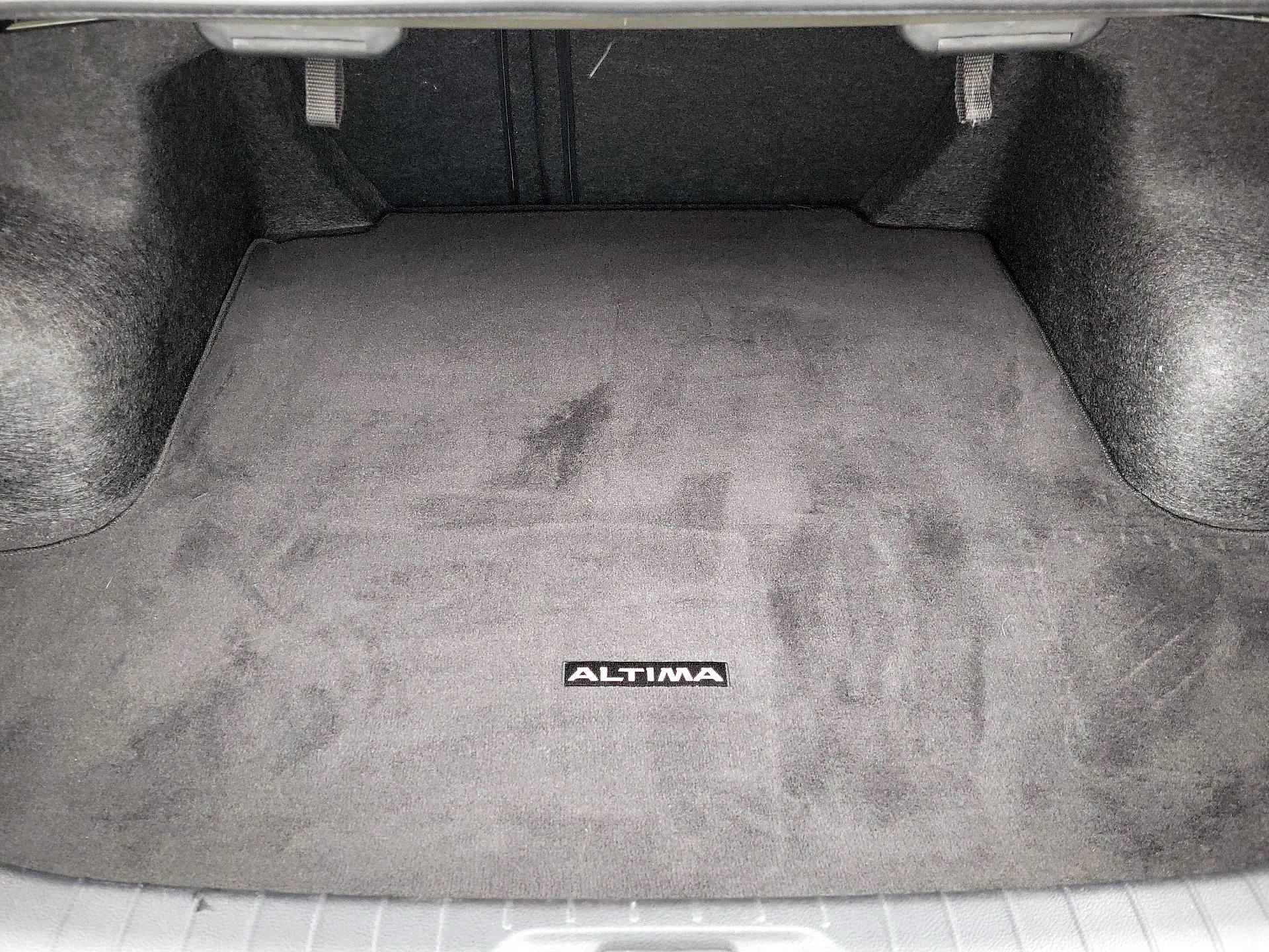 Thumbnail: 2023 Nissan Altima - 20