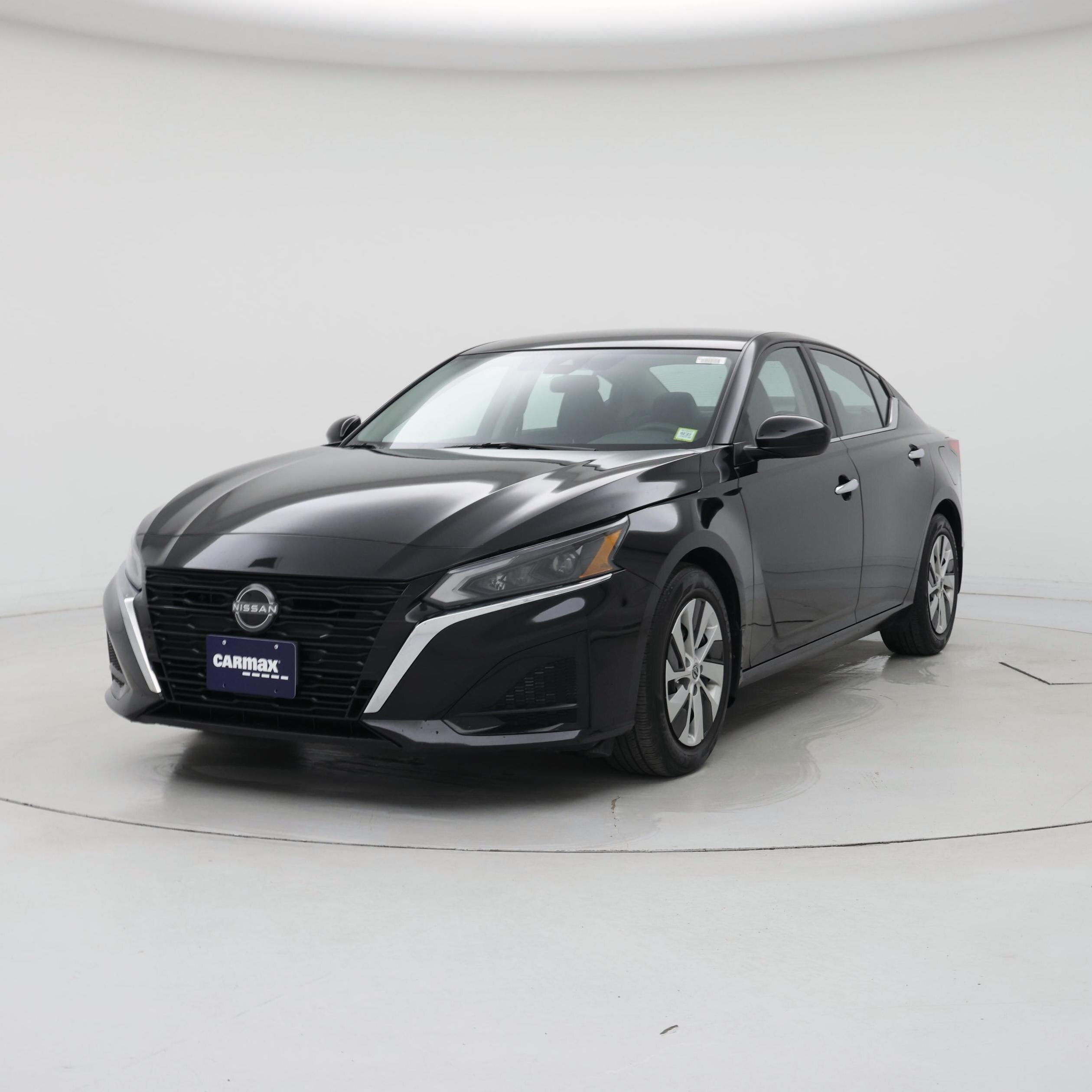 Thumbnail: 2023 Nissan Altima - 4