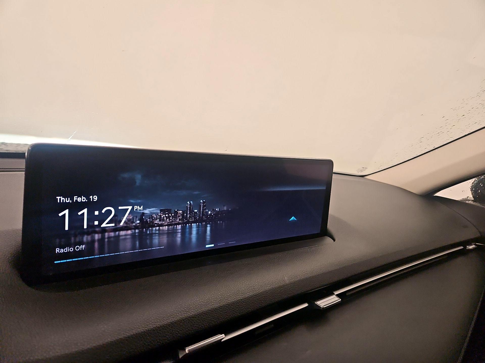 Thumbnail: 2025 Genesis GV70 - 15