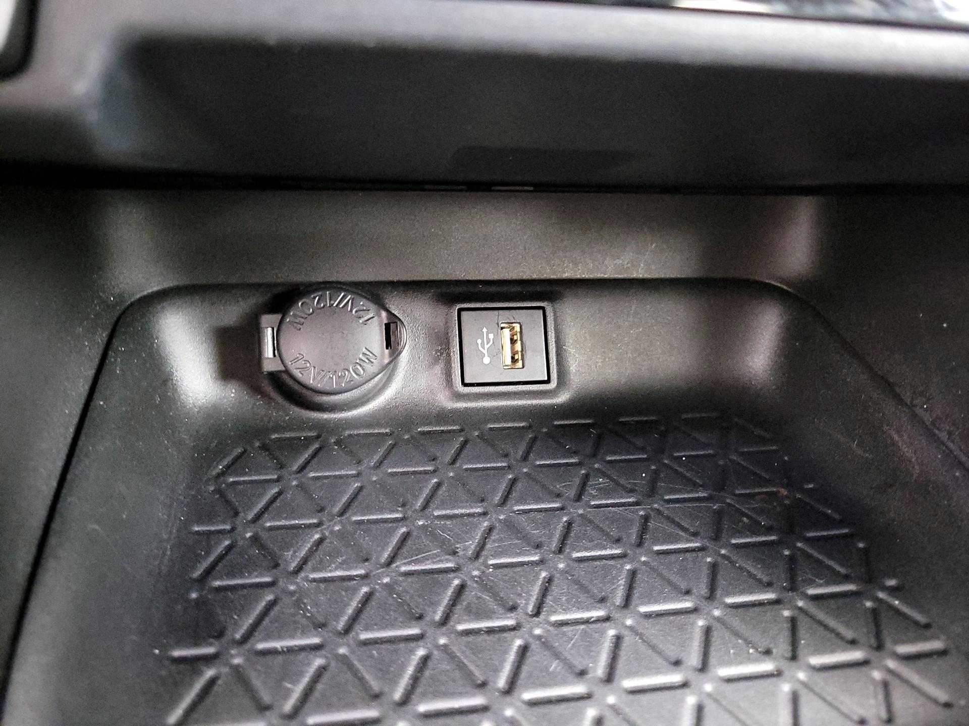 Thumbnail: 2023 Toyota RAV4 - 18