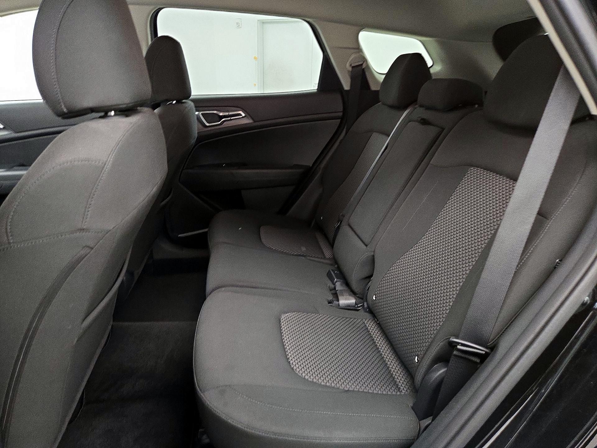 Thumbnail: 2024 Kia Sportage - 19