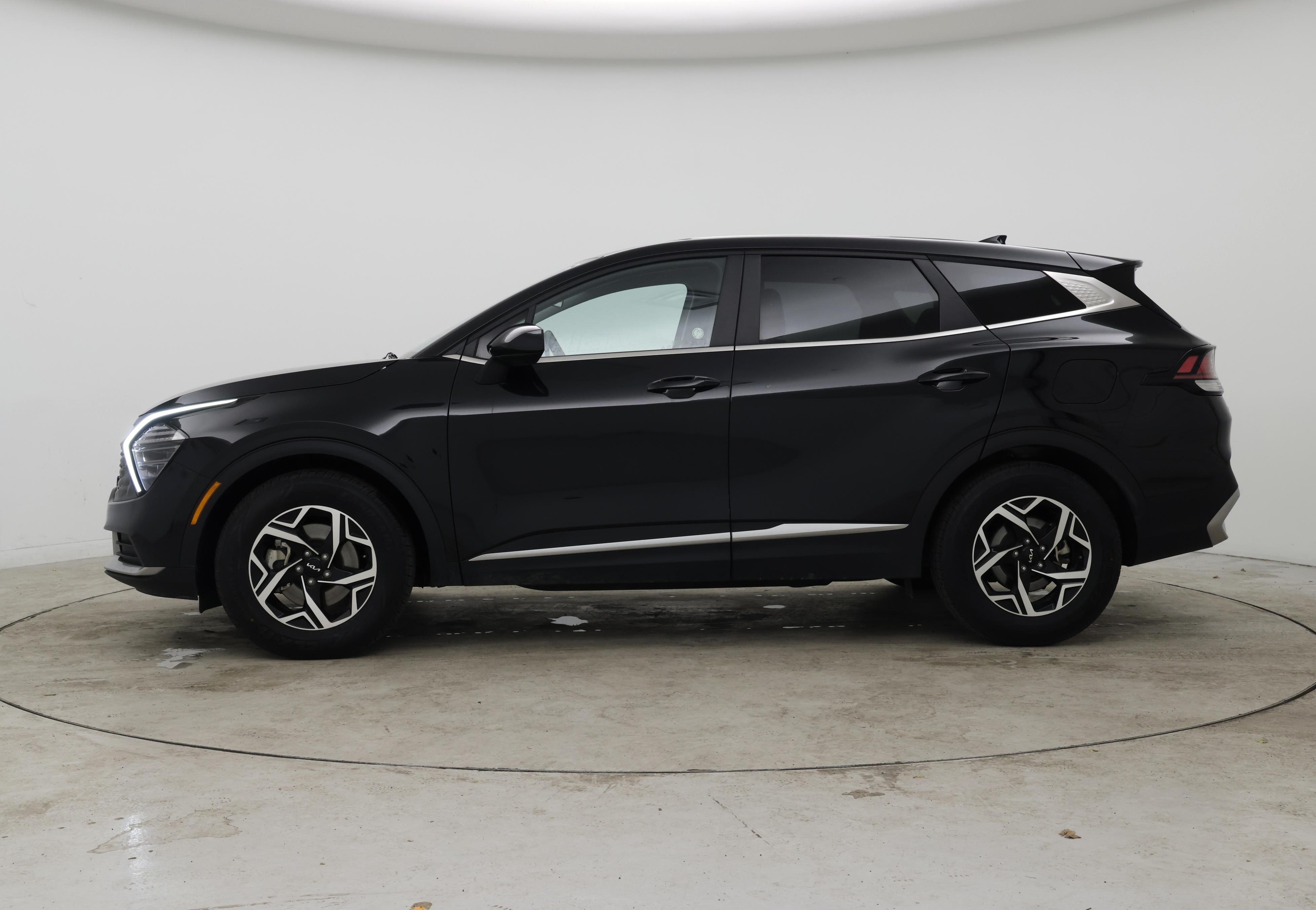 Thumbnail: 2024 Kia Sportage - 3