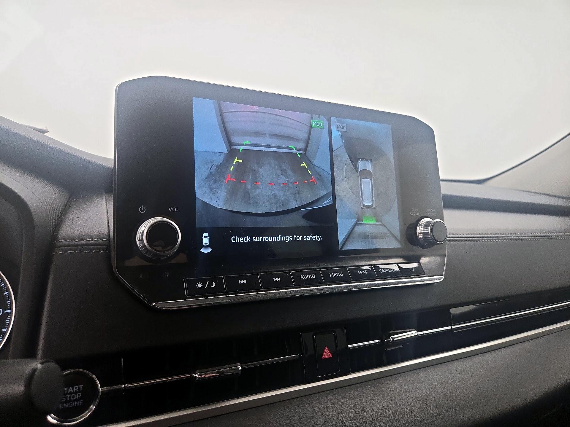 Thumbnail: 2022 Mitsubishi Outlander - 14