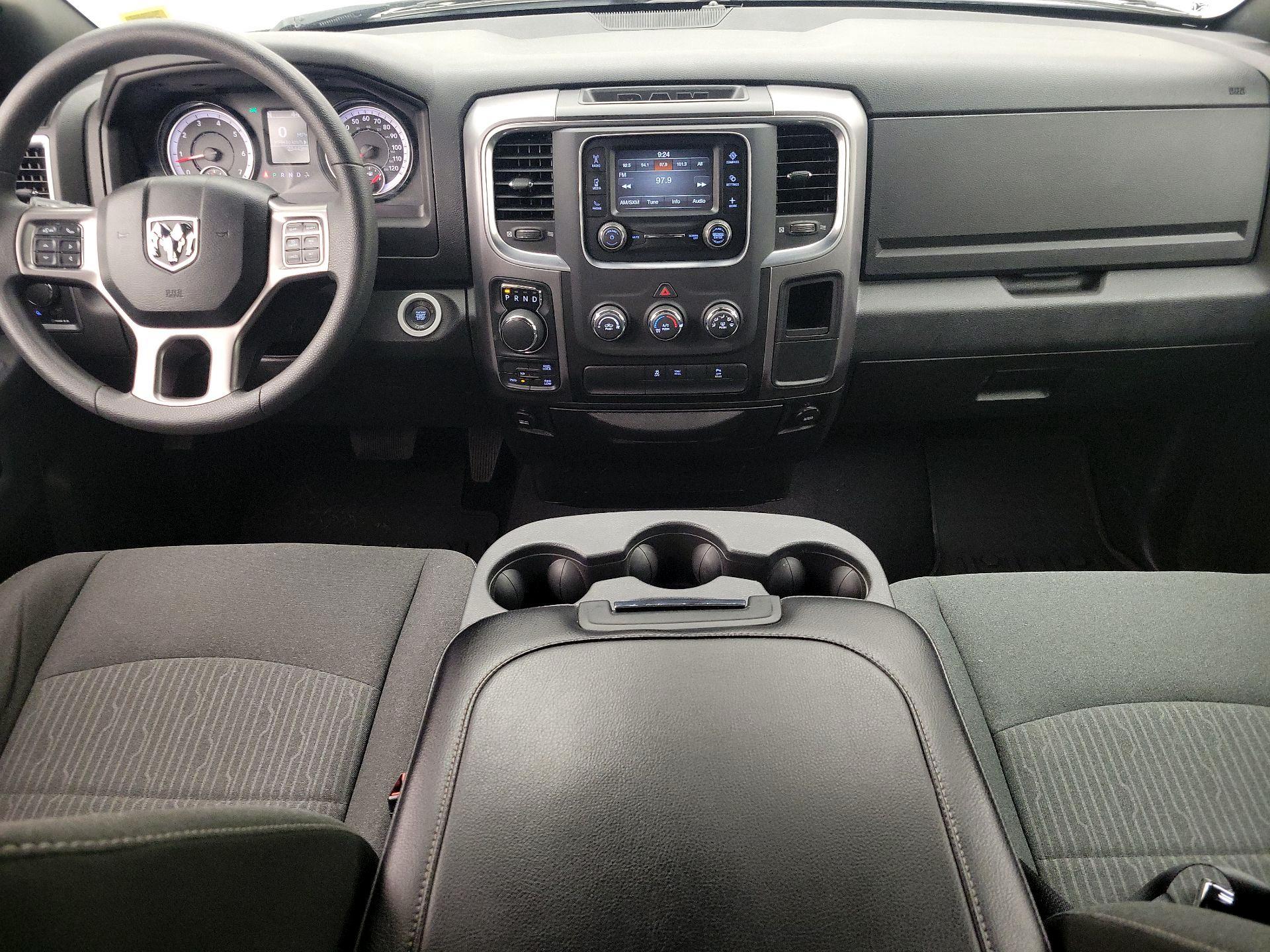 Thumbnail: 2022 RAM 1500 Classic - 9