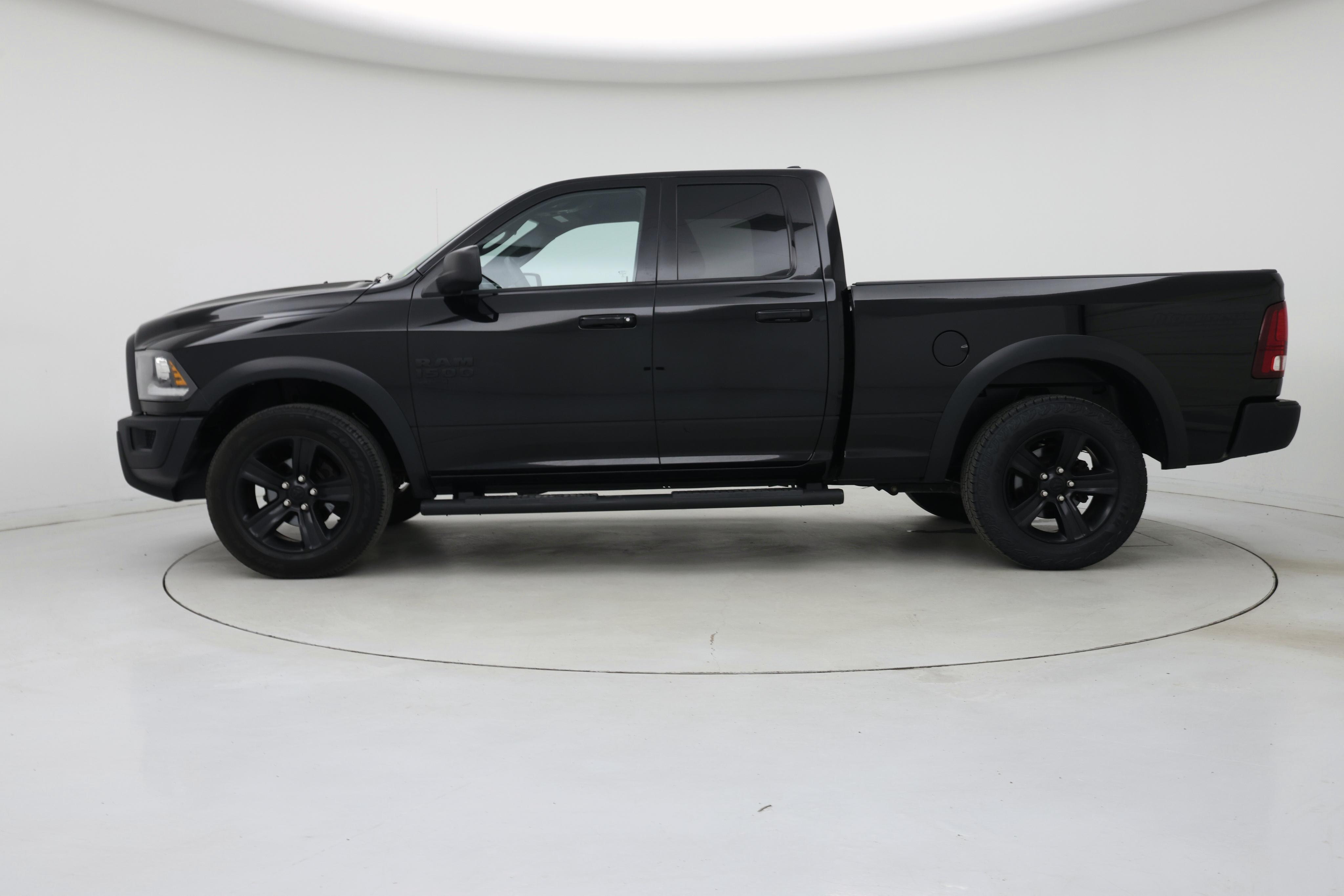 Thumbnail: 2022 RAM 1500 Classic - 3