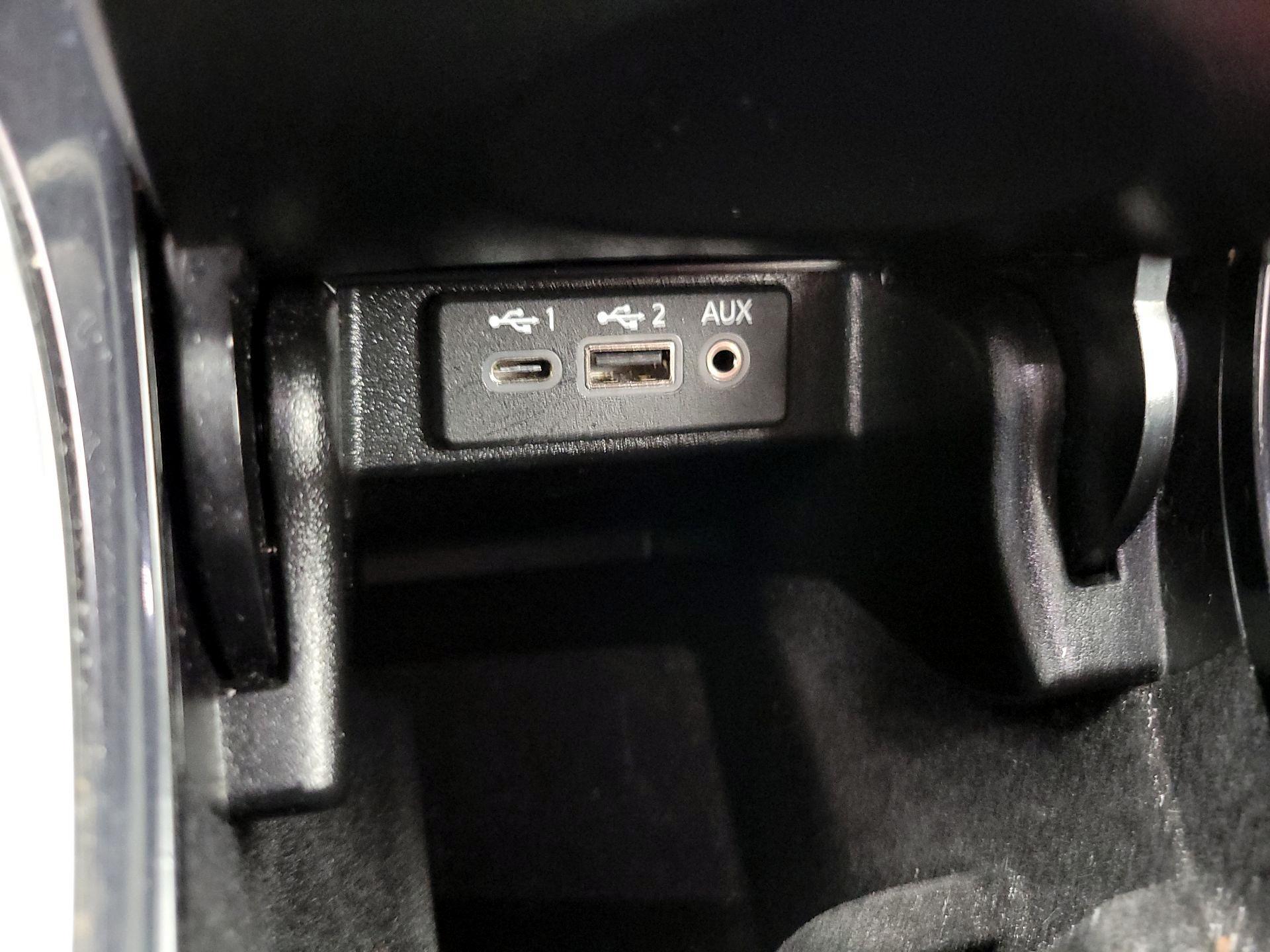 Thumbnail: 2021 Nissan Maxima - 19