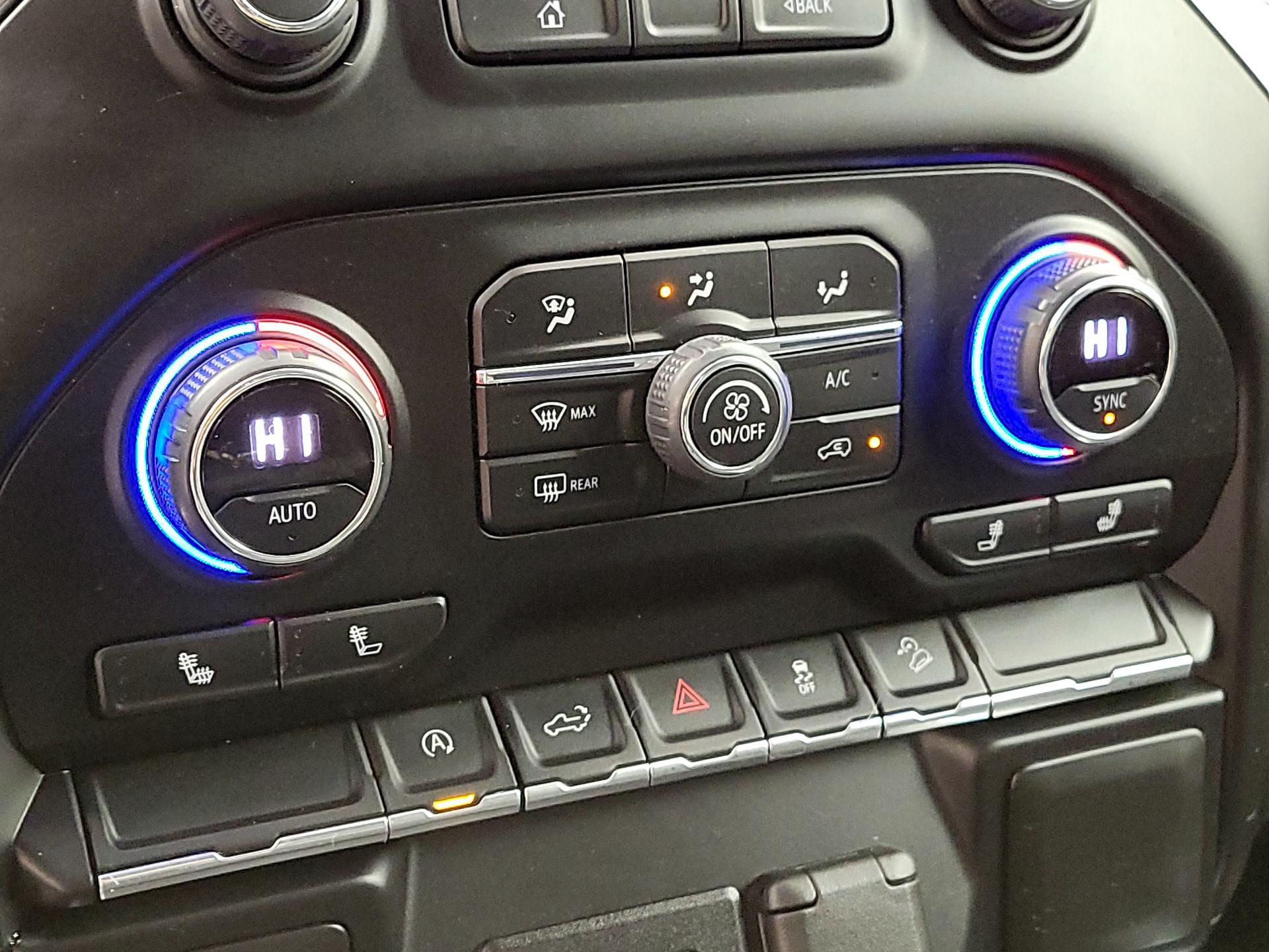 Thumbnail: 2021 Chevrolet Silverado 1500 - 16