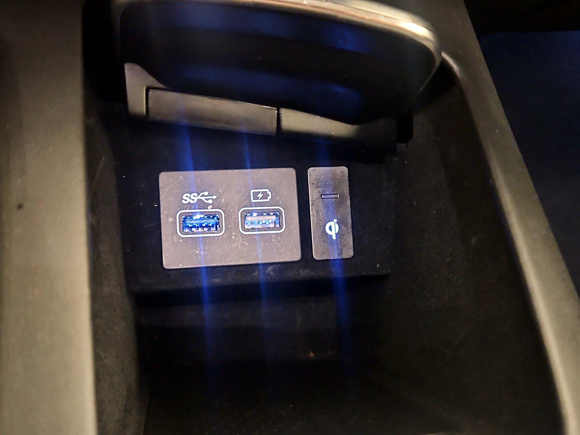 Thumbnail: 2025 Genesis GV70 - 19