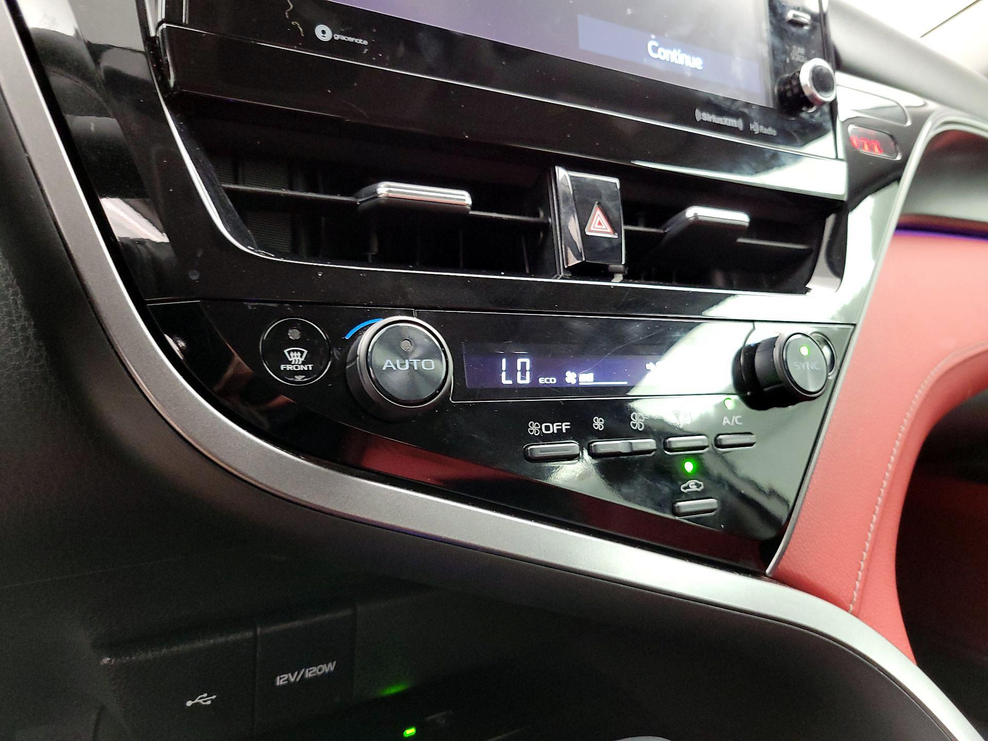 Thumbnail: 2022 Toyota Camry - 16