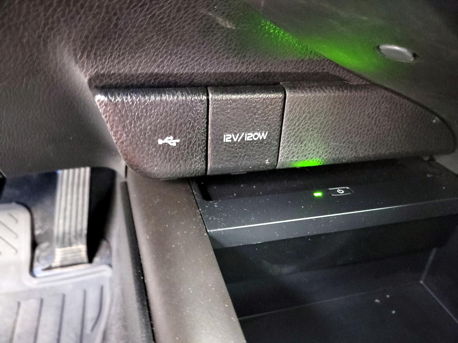 Thumbnail: 2022 Toyota Camry - 18