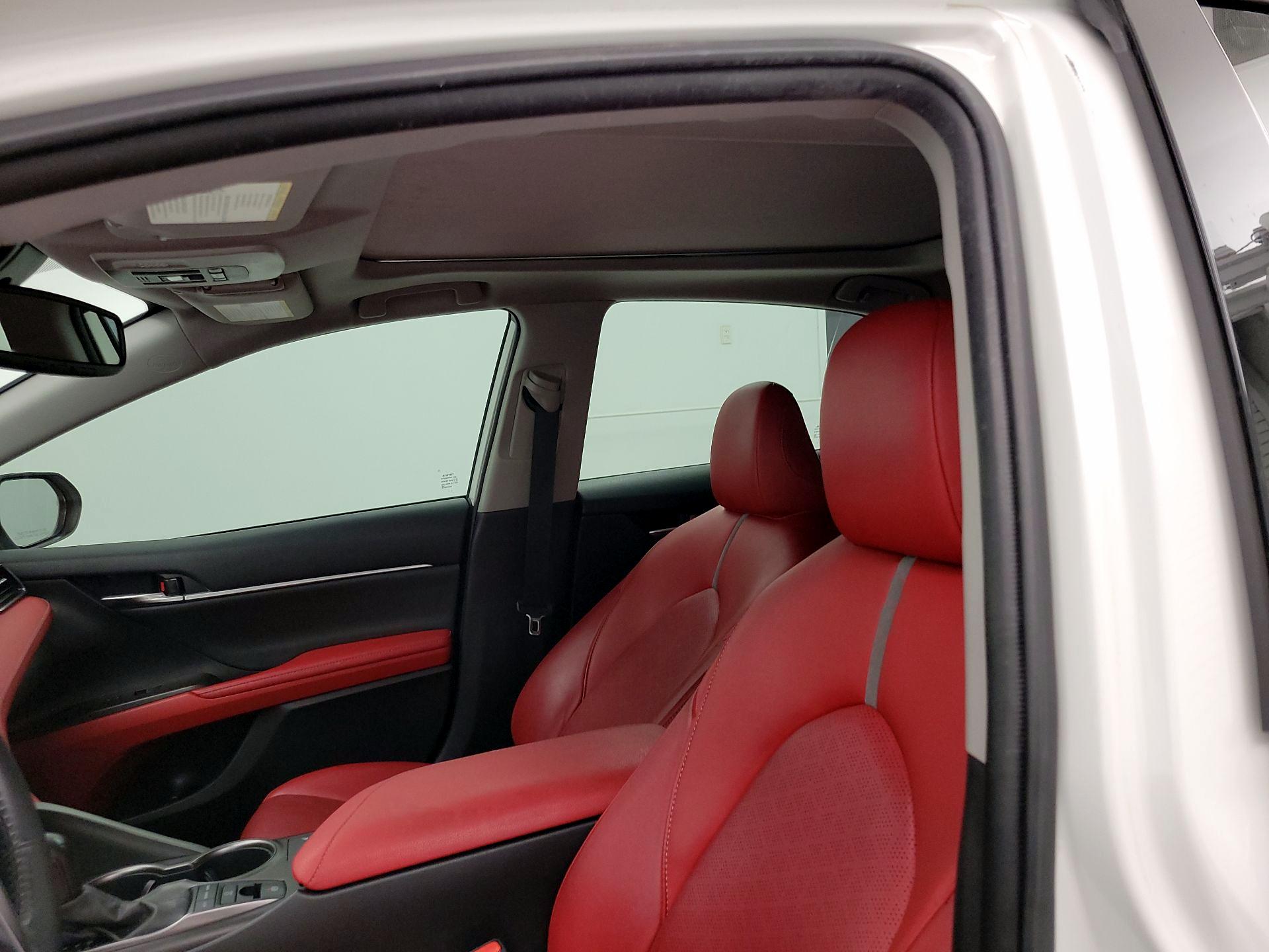 Thumbnail: 2022 Toyota Camry - 19