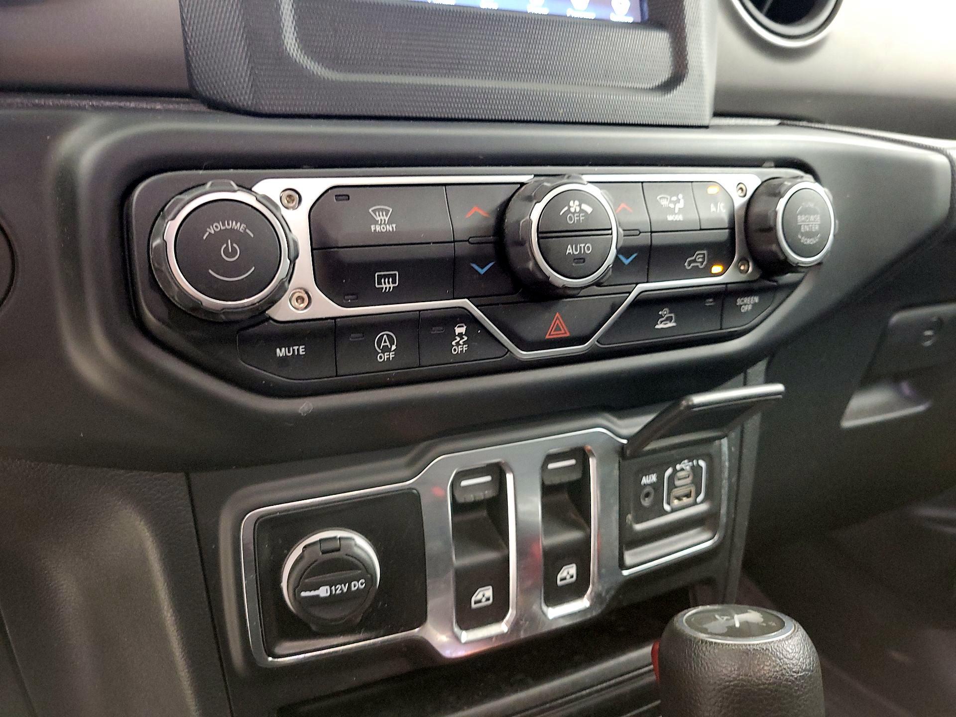 Thumbnail: 2023 Jeep Wrangler - 15