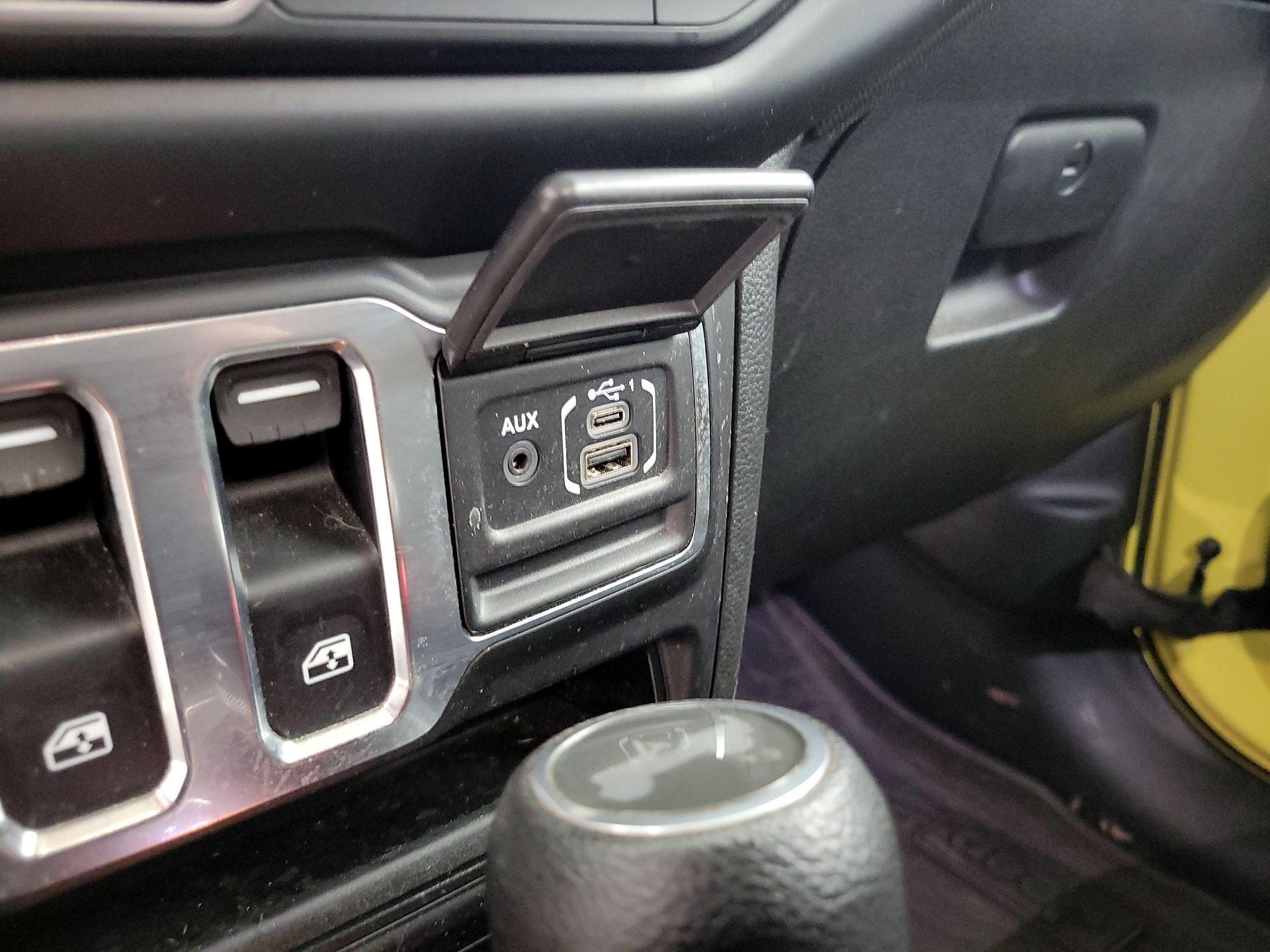 Thumbnail: 2023 Jeep Wrangler - 17