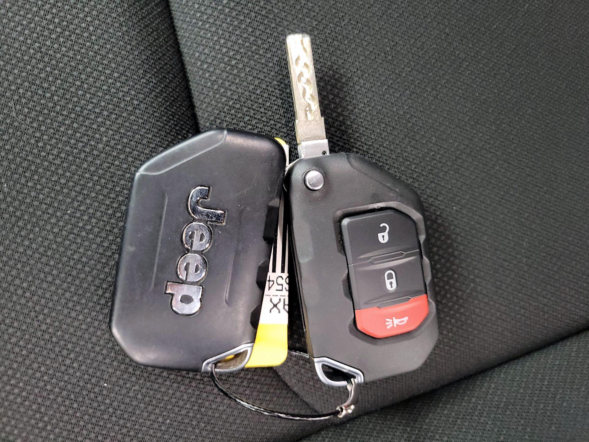 Thumbnail: 2023 Jeep Wrangler - 20