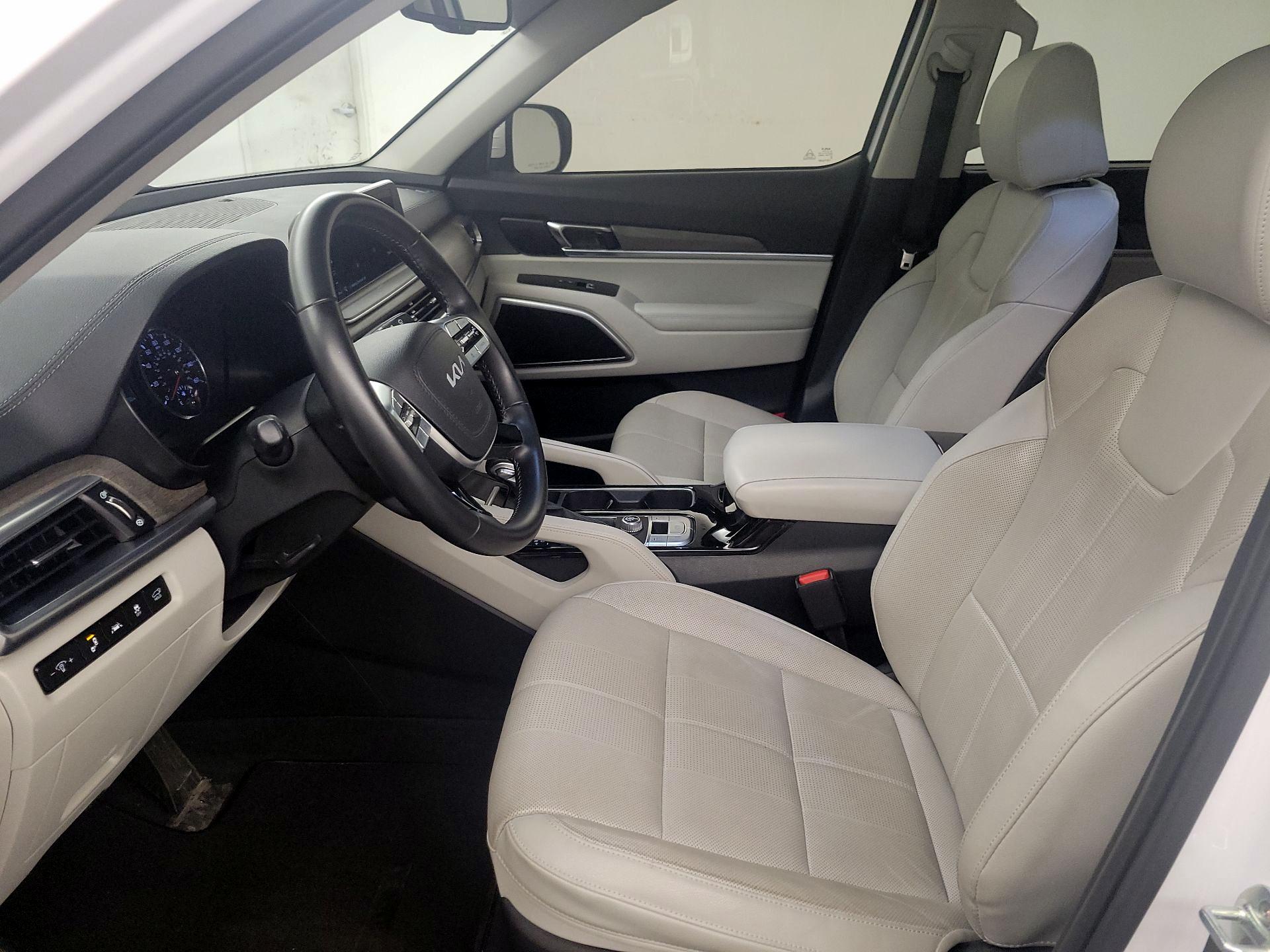 Thumbnail: 2022 Kia Telluride - 11