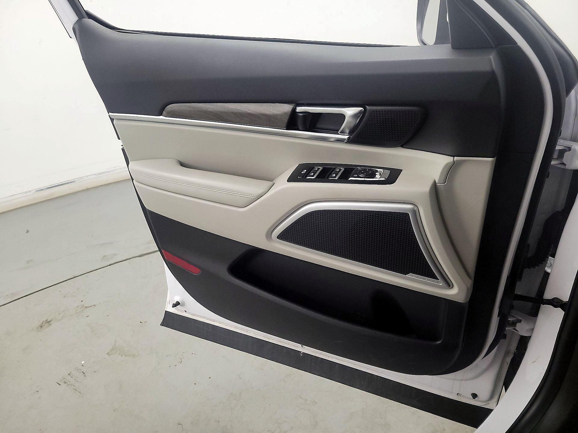 Thumbnail: 2022 Kia Telluride - 12