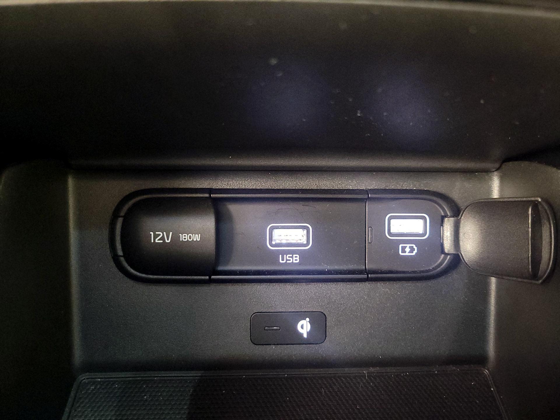 Thumbnail: 2022 Kia Telluride - 19