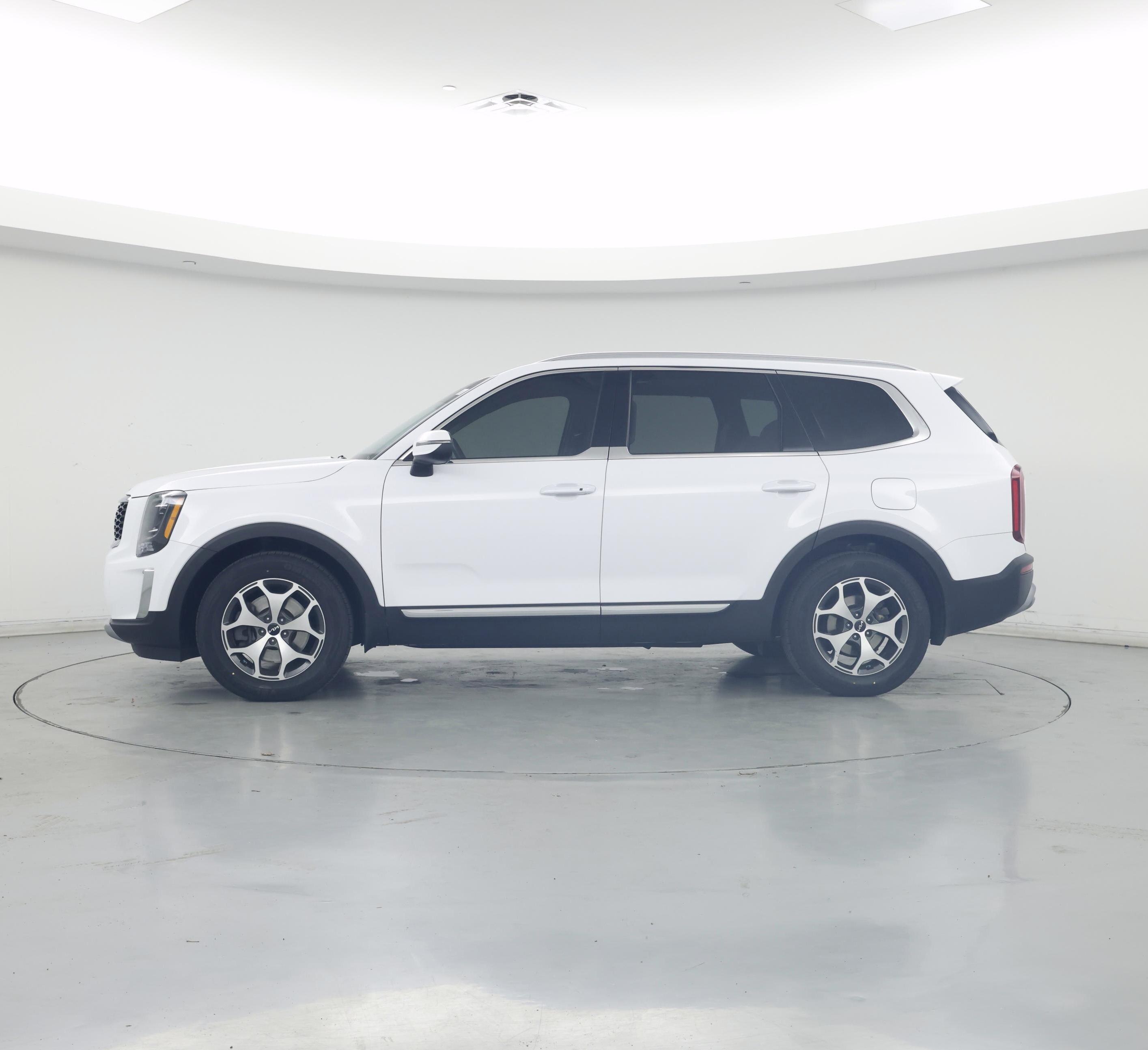 Thumbnail: 2022 Kia Telluride - 3