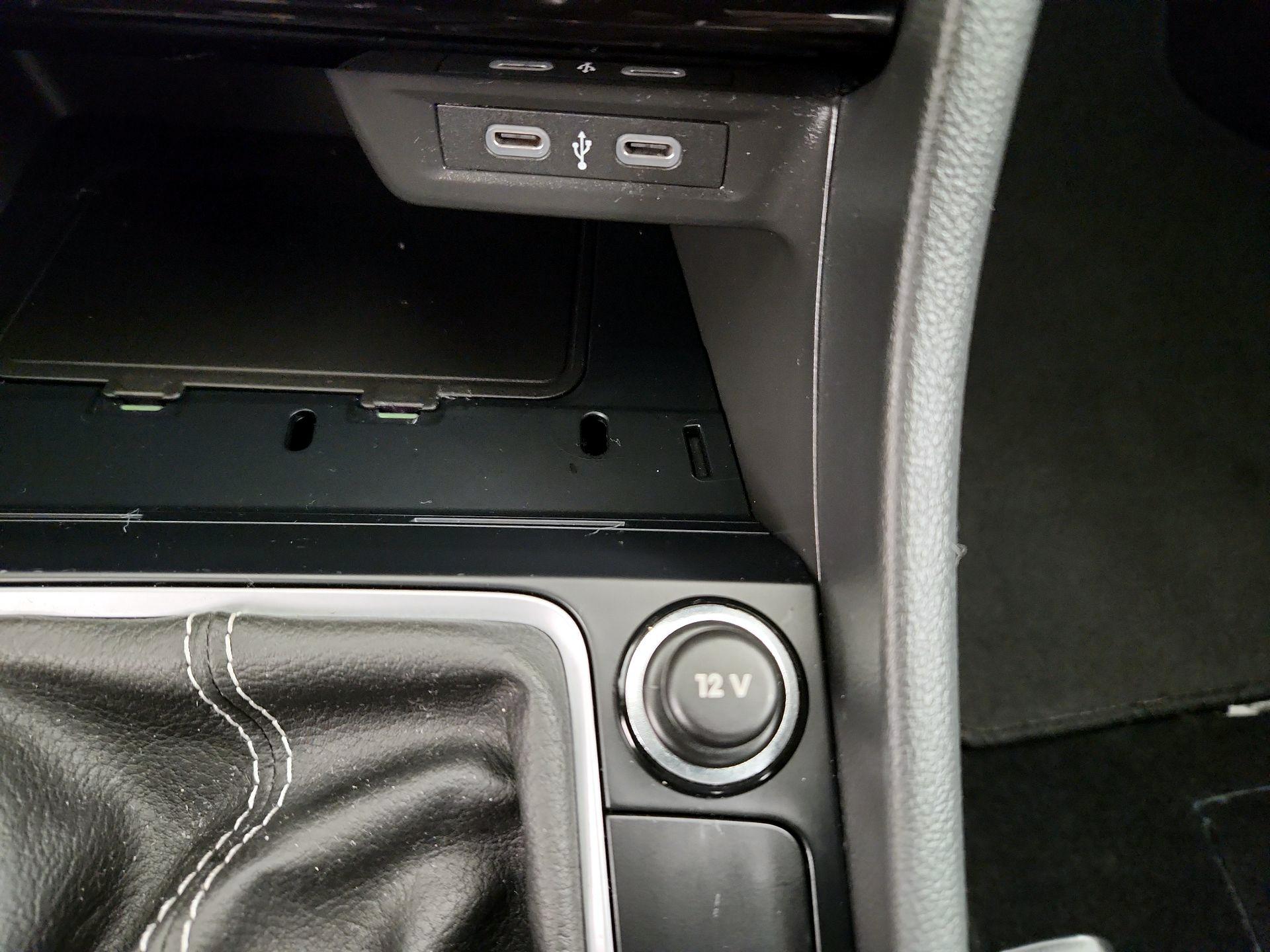 Thumbnail: 2025 Volkswagen Jetta - 18