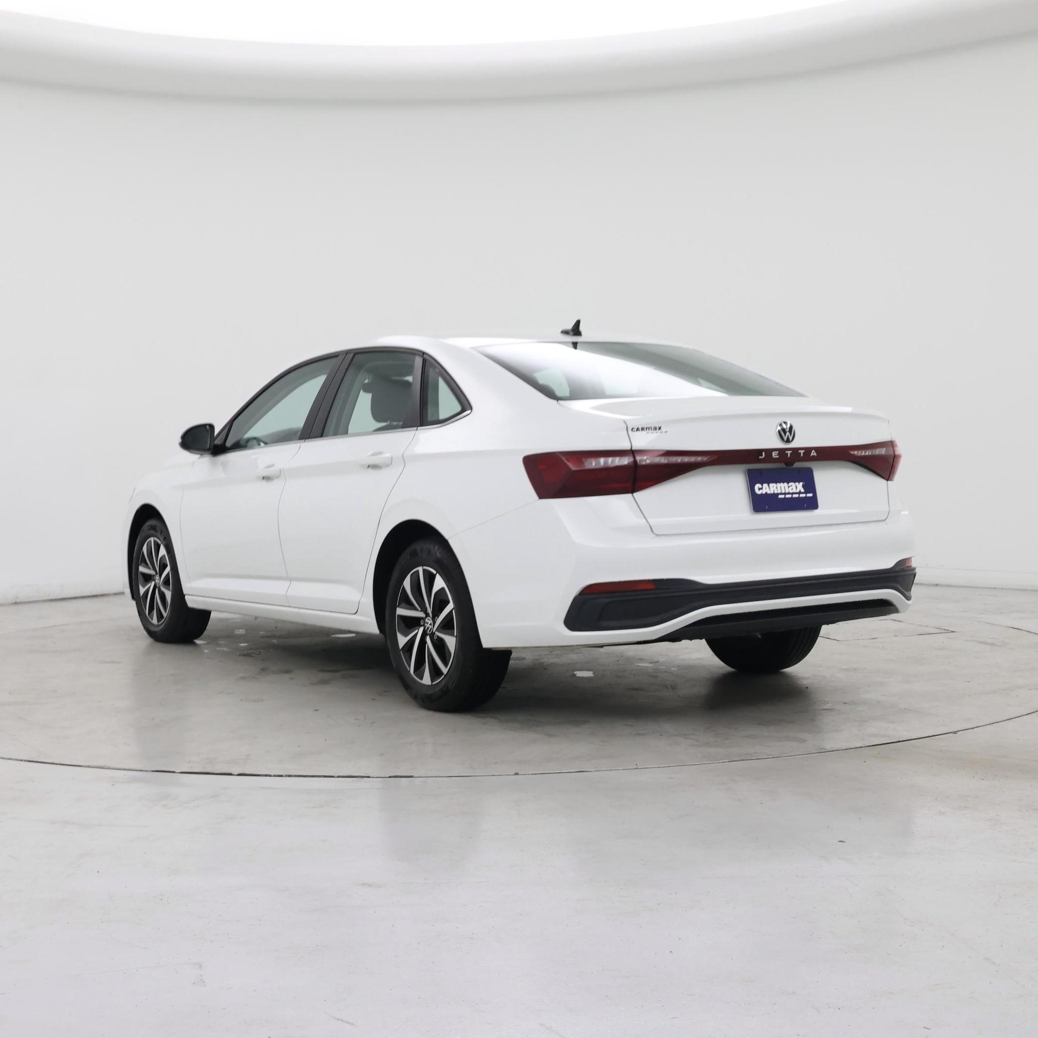 Thumbnail: 2025 Volkswagen Jetta - 2