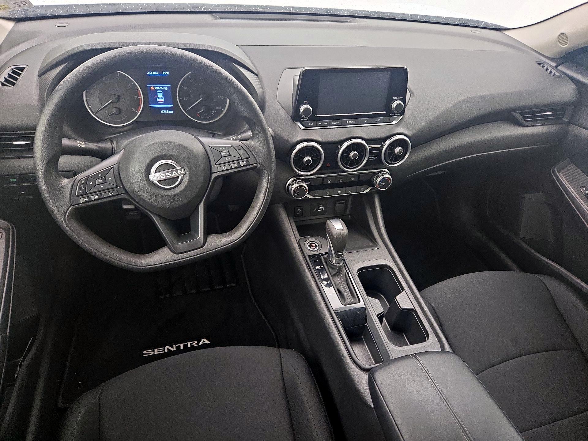 Thumbnail: 2024 Nissan Sentra - 9