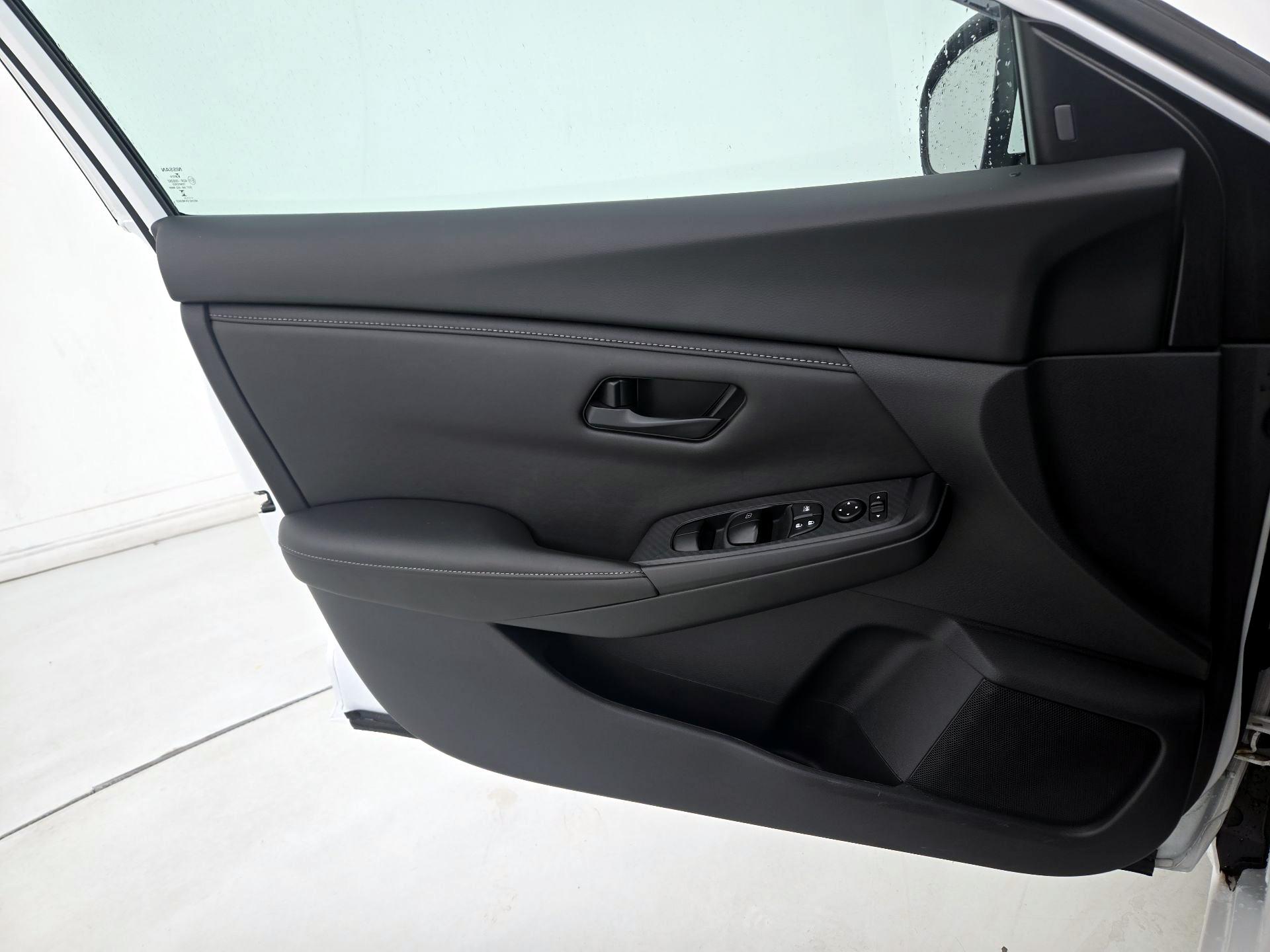 Thumbnail: 2024 Nissan Sentra - 12