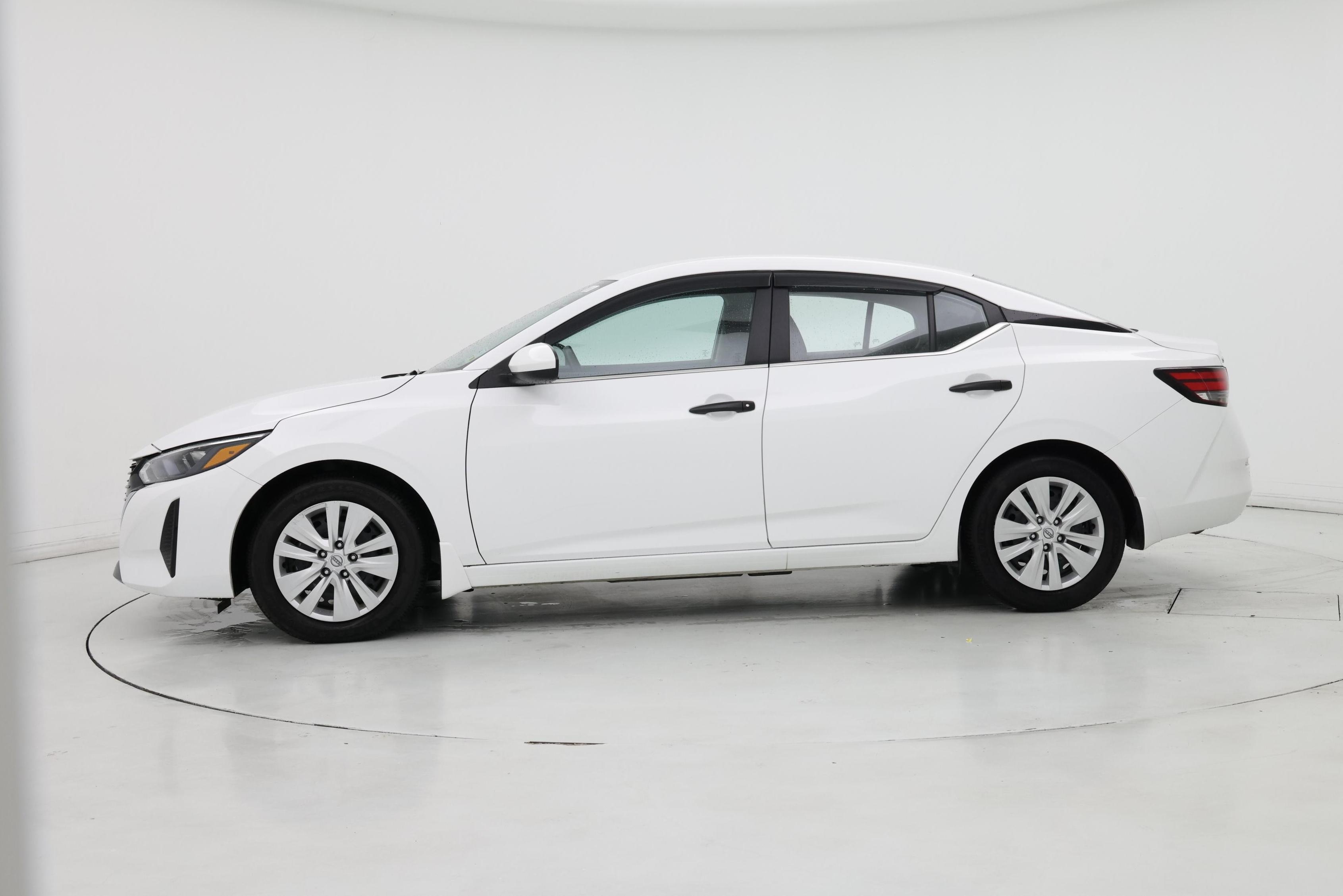 Thumbnail: 2024 Nissan Sentra - 3