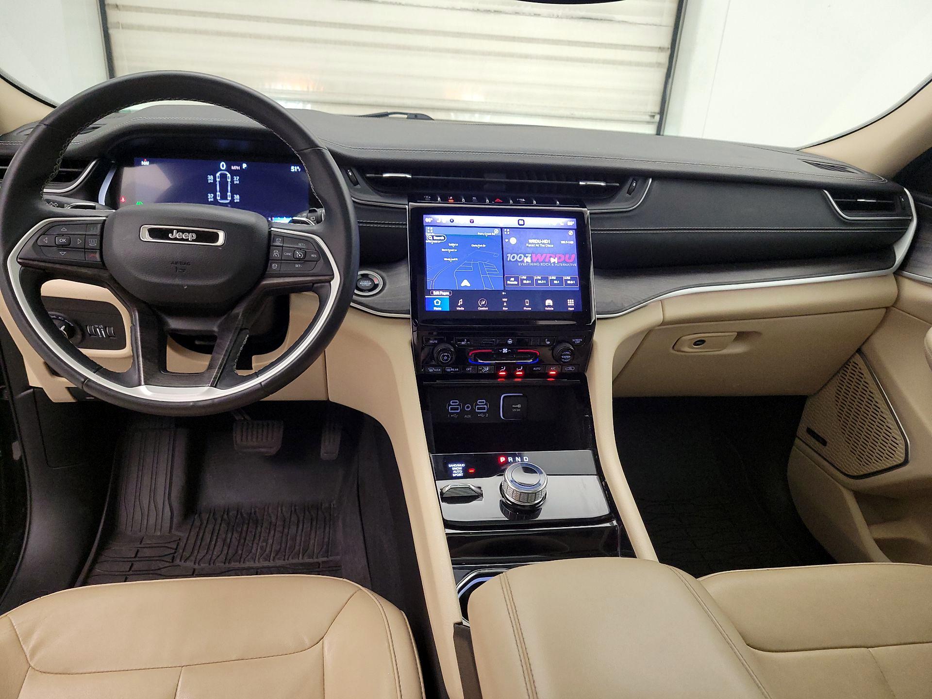 Thumbnail: 2022 Jeep Grand Cherokee L - 9