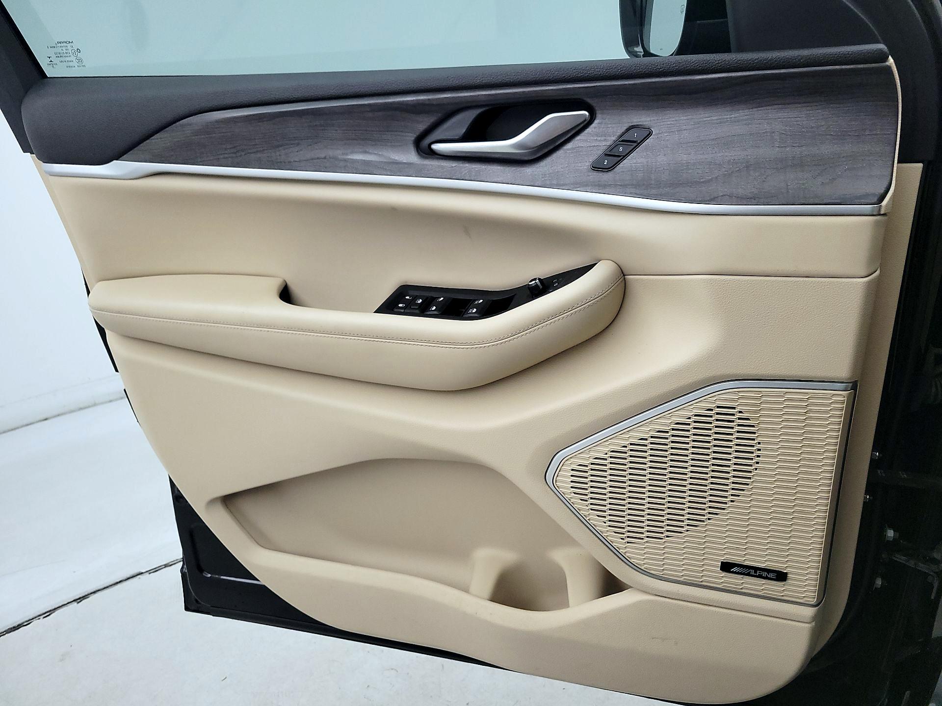 Thumbnail: 2022 Jeep Grand Cherokee L - 12