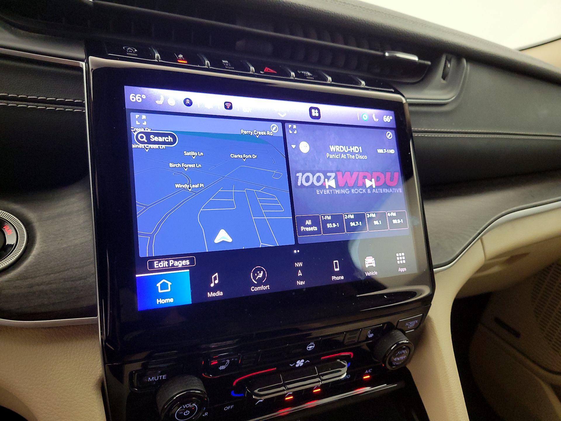 Thumbnail: 2022 Jeep Grand Cherokee L - 15