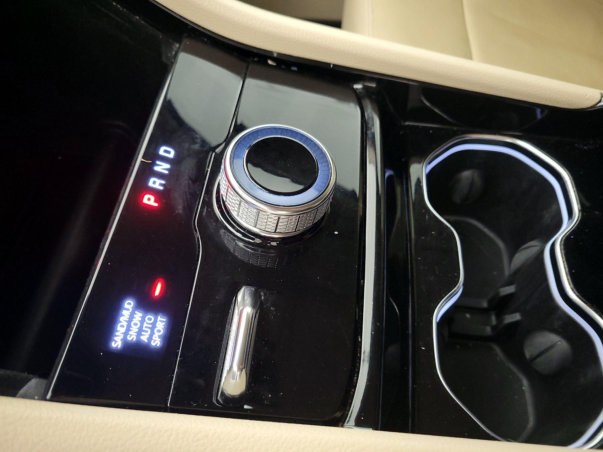 Thumbnail: 2022 Jeep Grand Cherokee L - 17