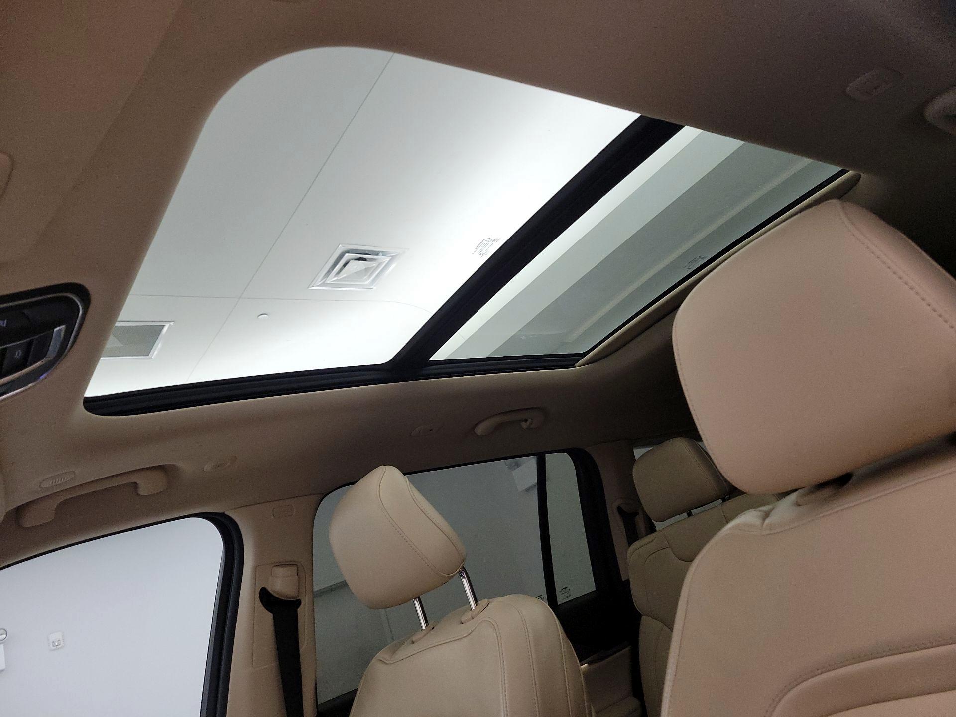 Thumbnail: 2022 Jeep Grand Cherokee L - 19