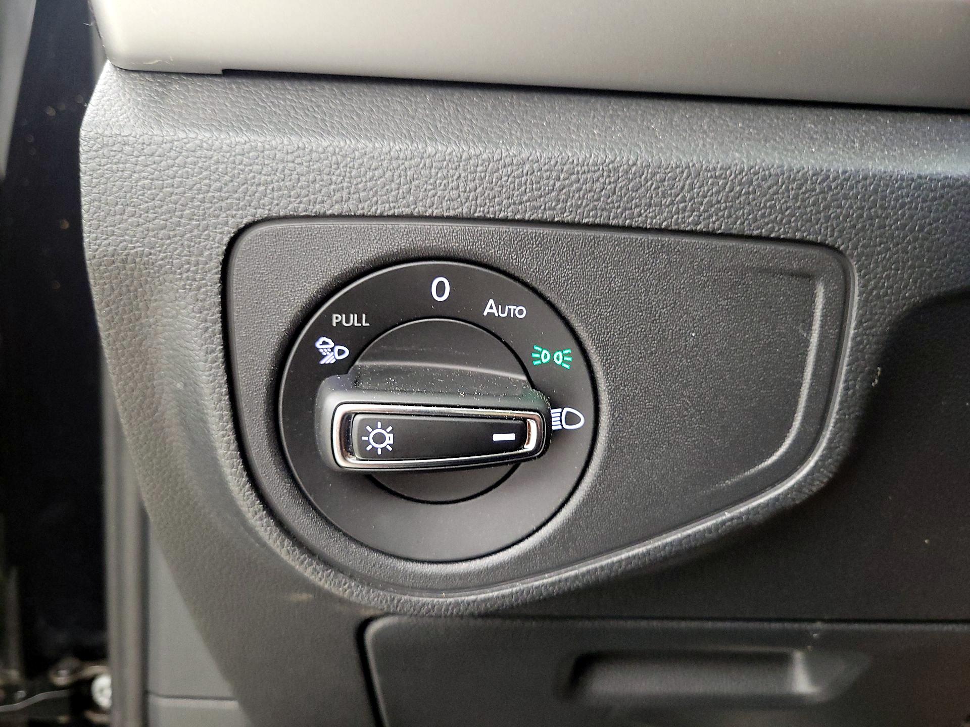 Thumbnail: 2023 Volkswagen Atlas - 13