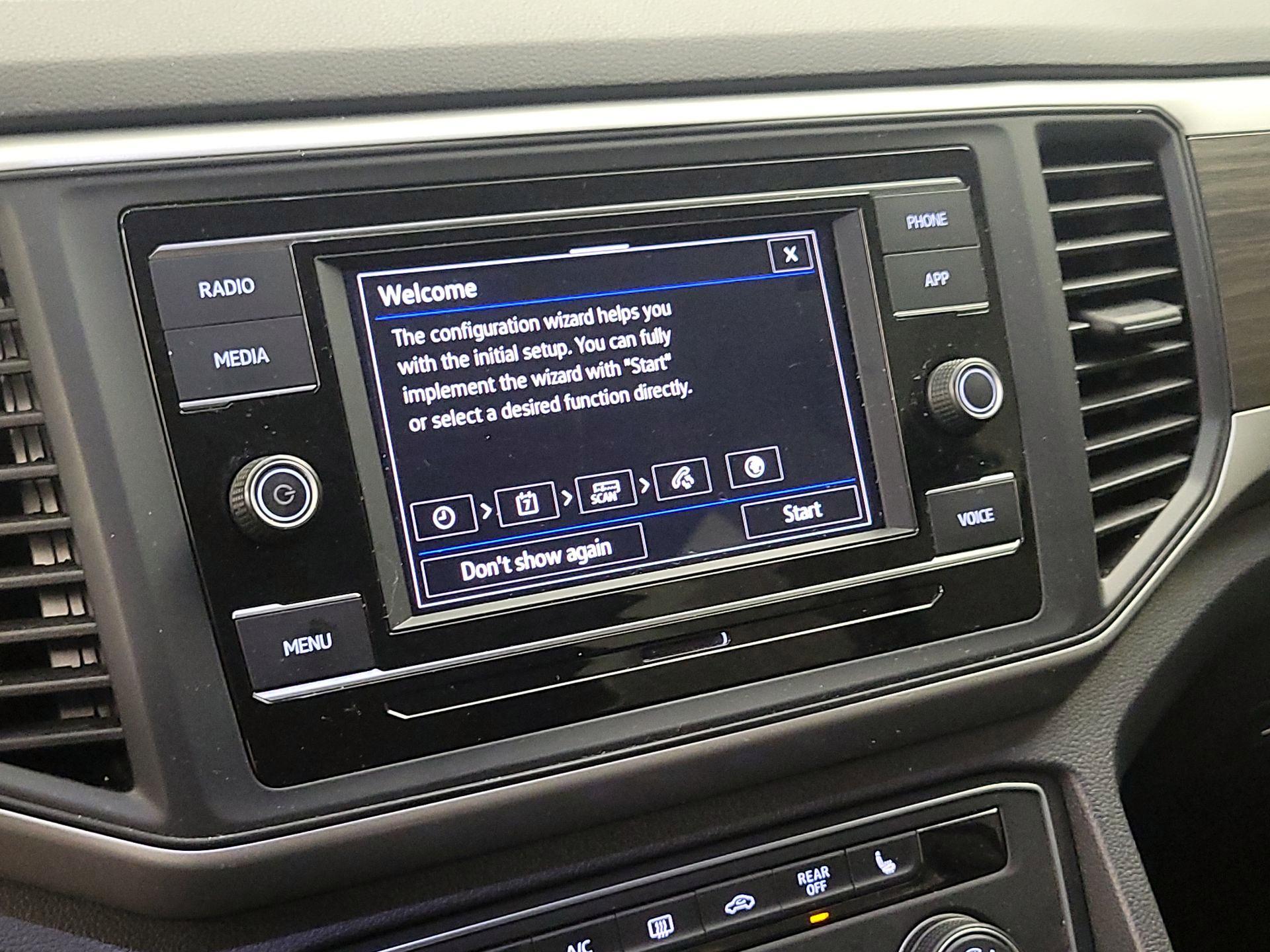 Thumbnail: 2023 Volkswagen Atlas - 15