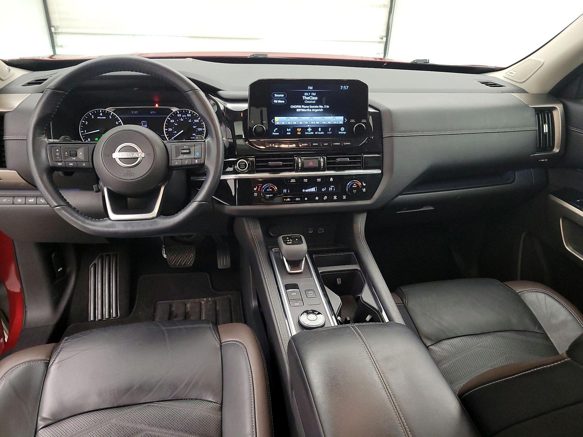 Thumbnail: 2022 Nissan Pathfinder - 9