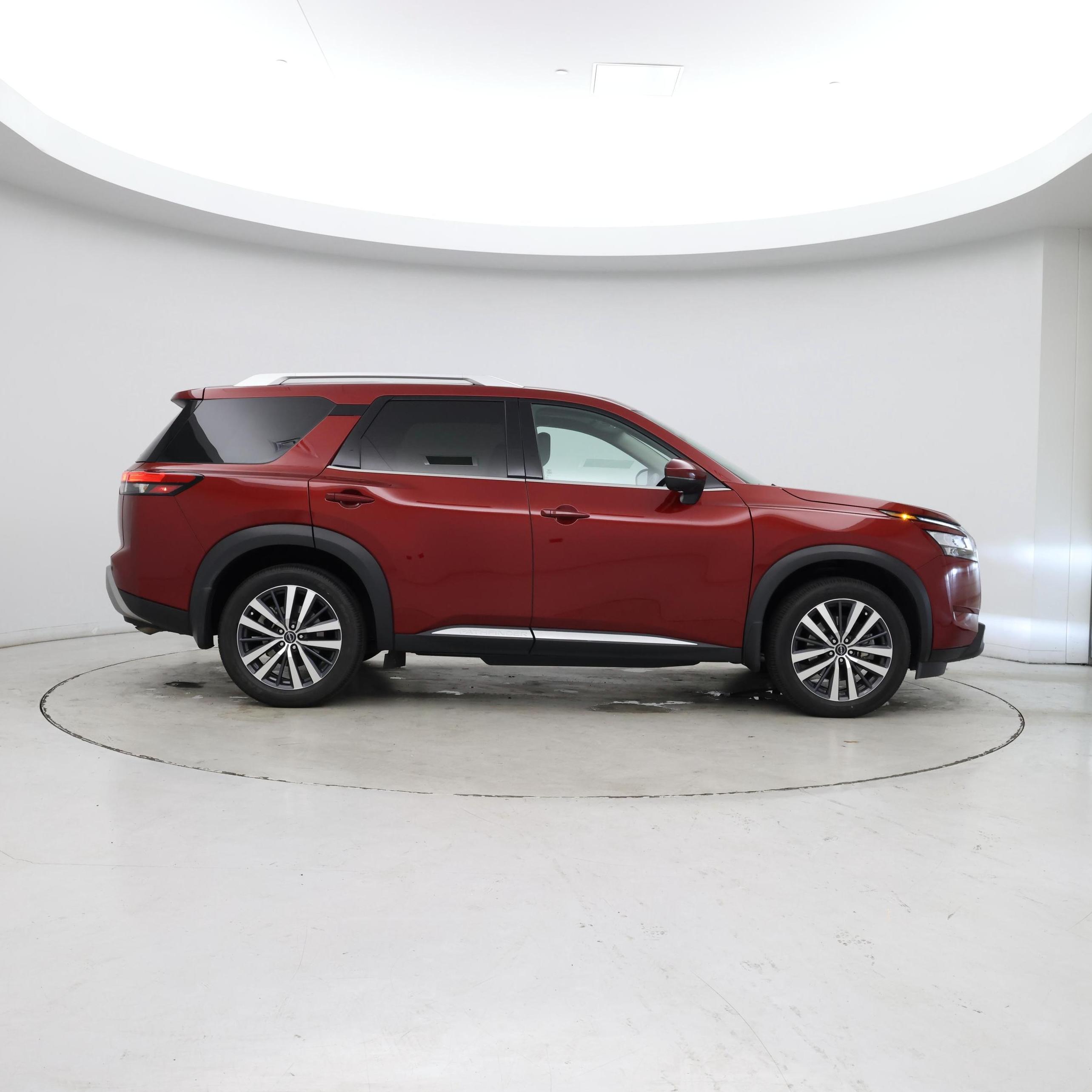 Thumbnail: 2022 Nissan Pathfinder - 7