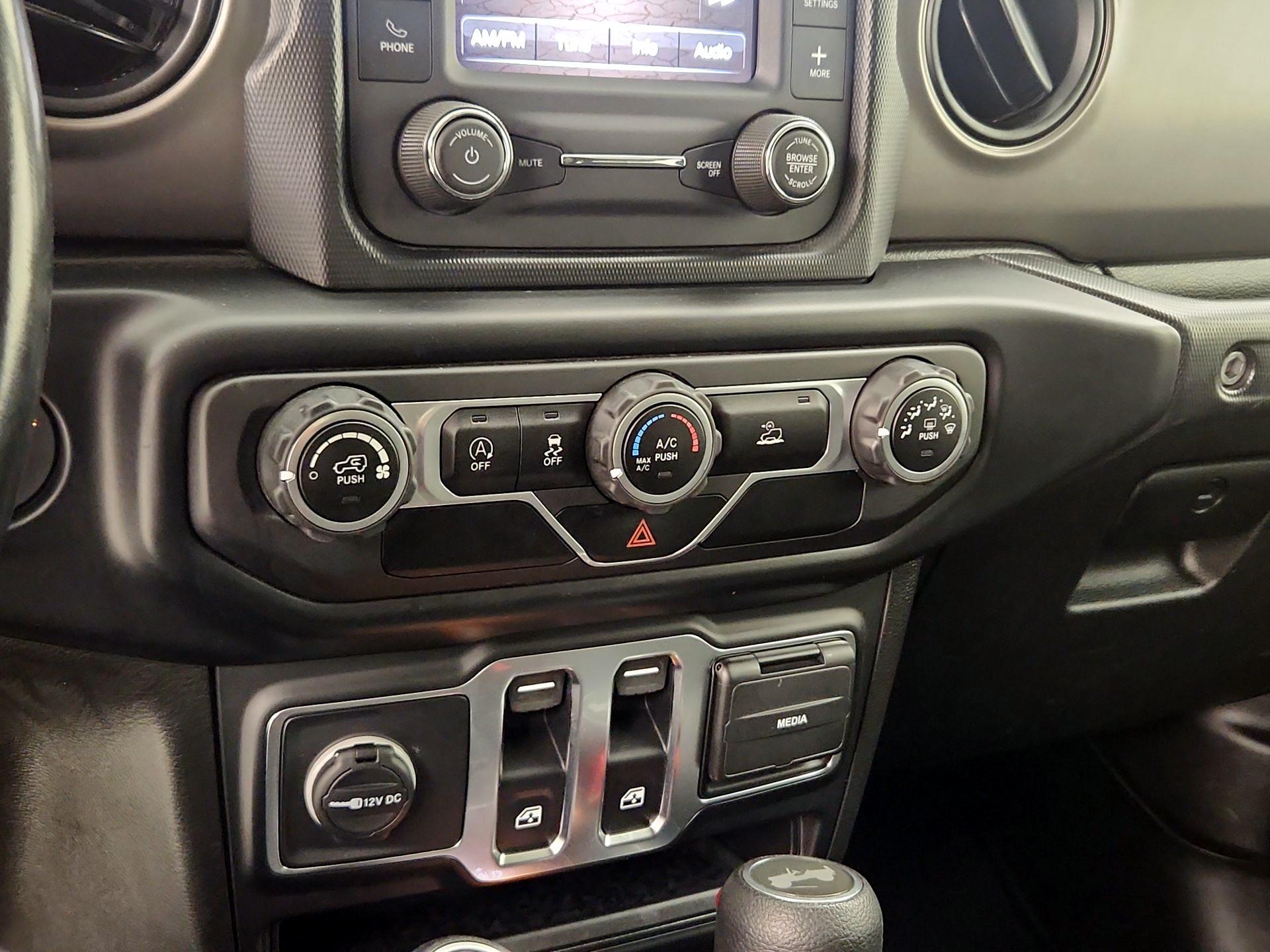 Thumbnail: 2021 Jeep Wrangler - 16