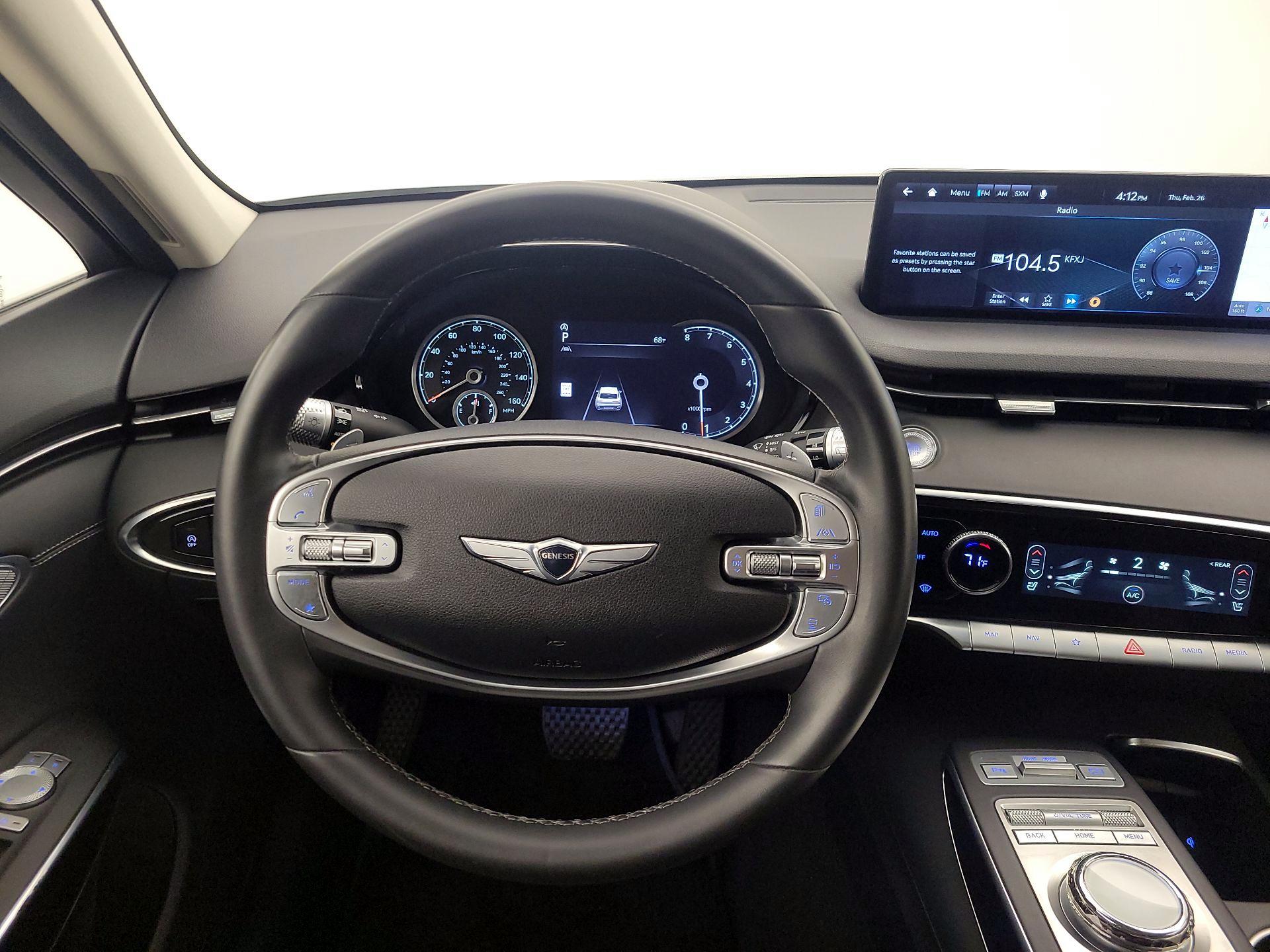 Thumbnail: 2025 Genesis GV70 - 10