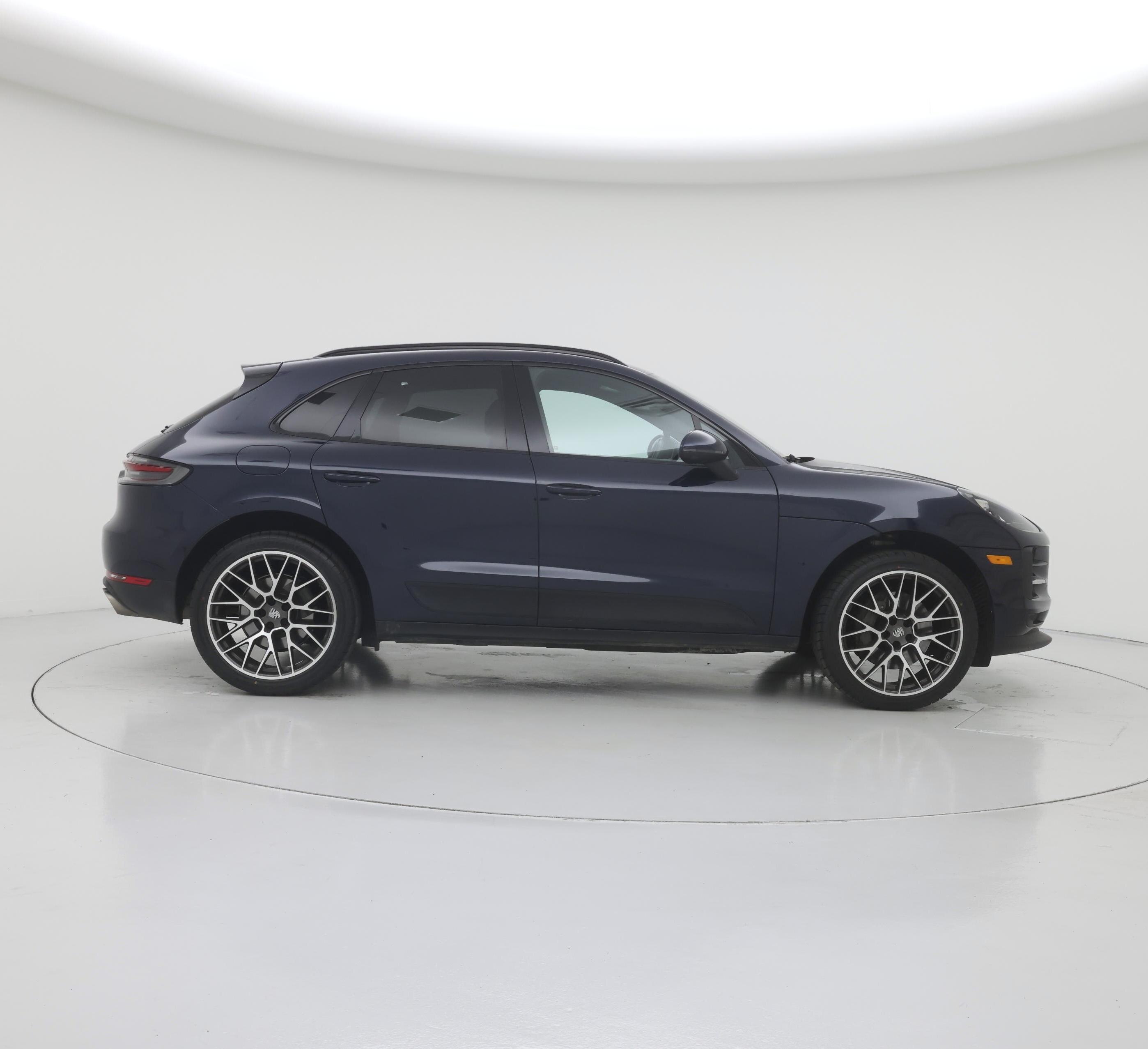 Thumbnail: 2020 Porsche Macan - 7